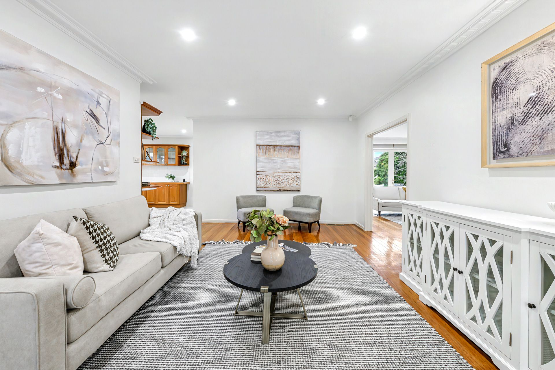 1 Eric Court — photo 3 of 22