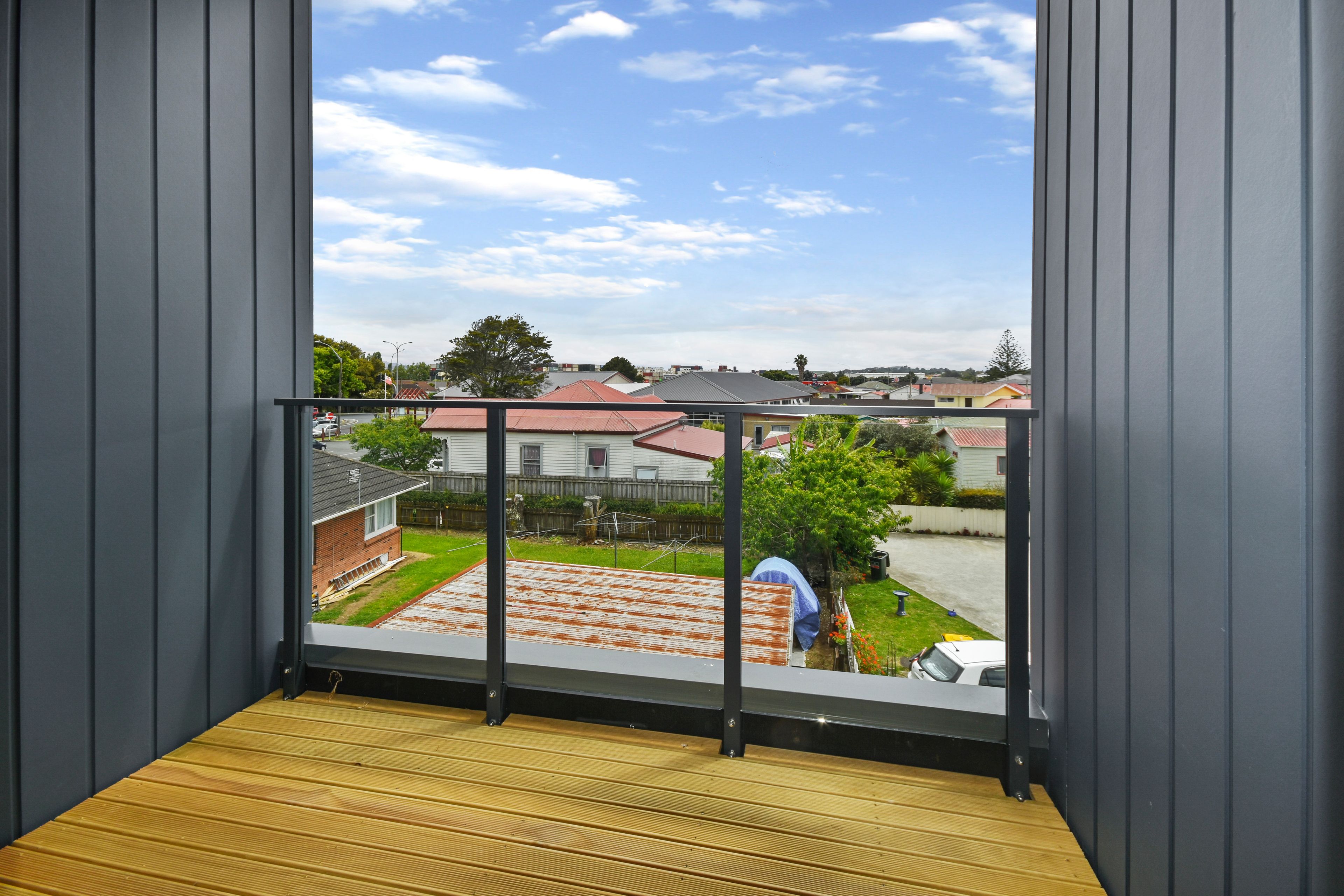 211/8 Gray Avenue, Mangere East, Manukau City