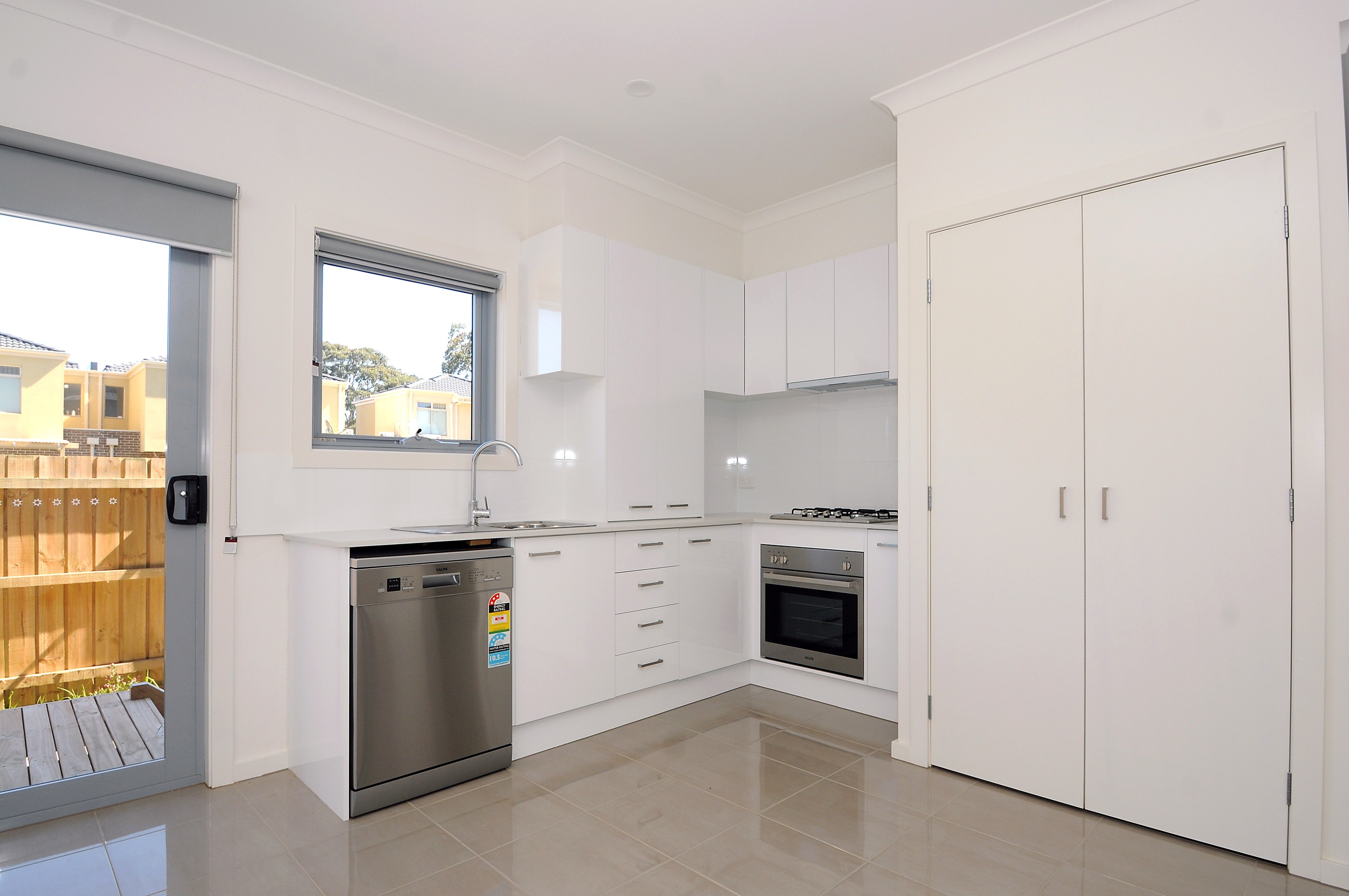 2/6-8 Podmore Street, Dandenong, VIC 3175