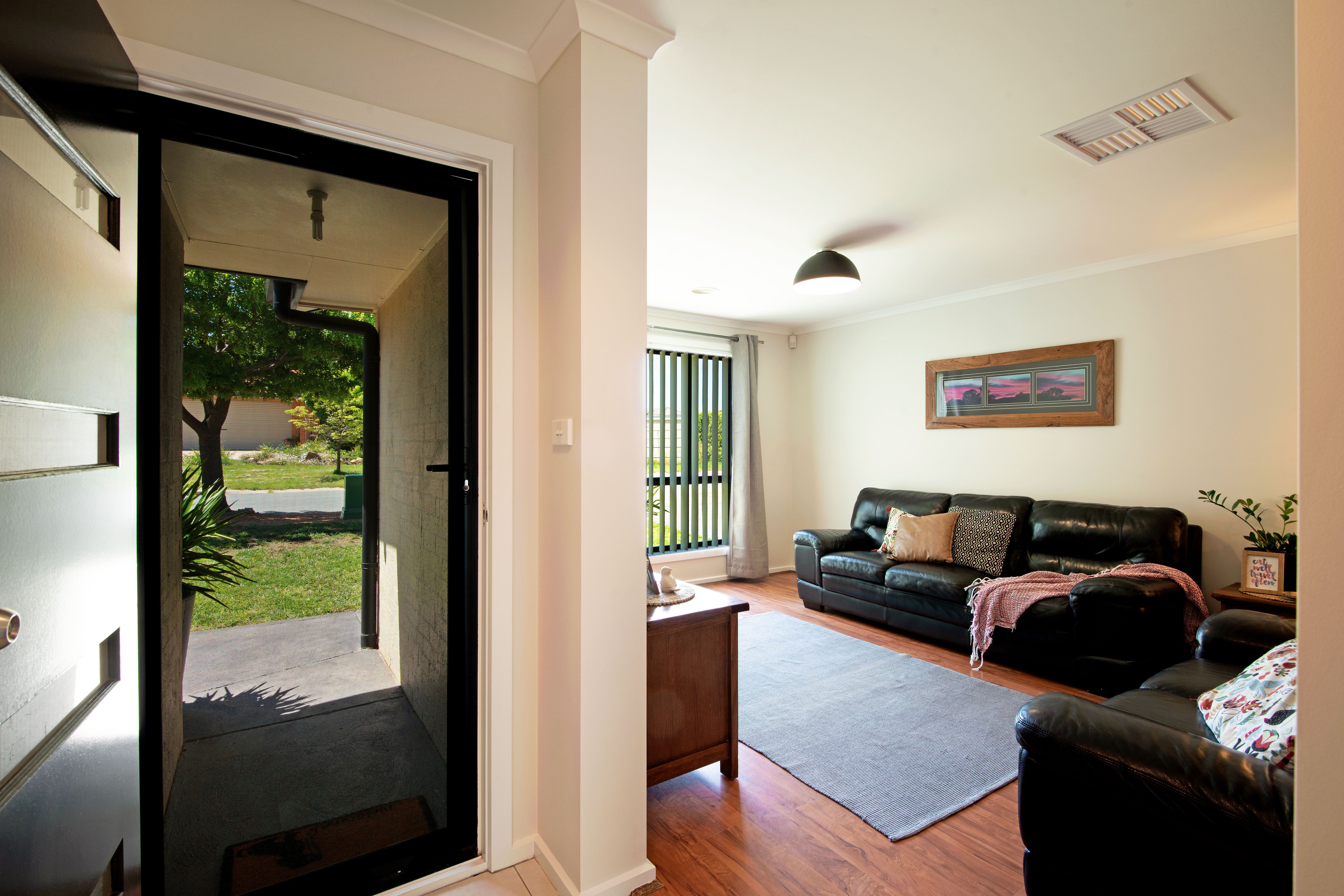 19 Henry Sutton Circuit, Dunlop, ACT 2615
