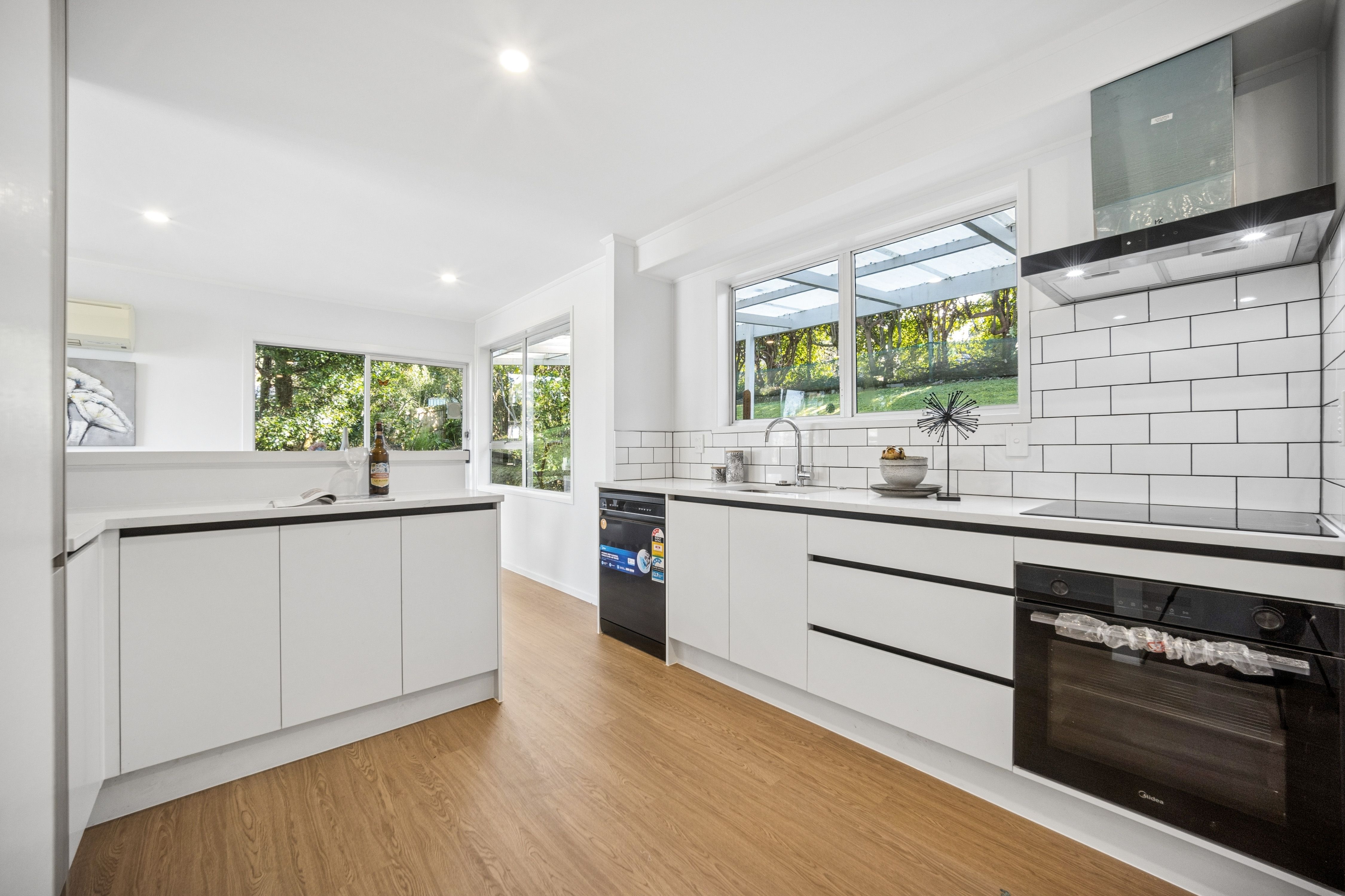 12 Glenbervie Crescent, Massey, Waitakere City