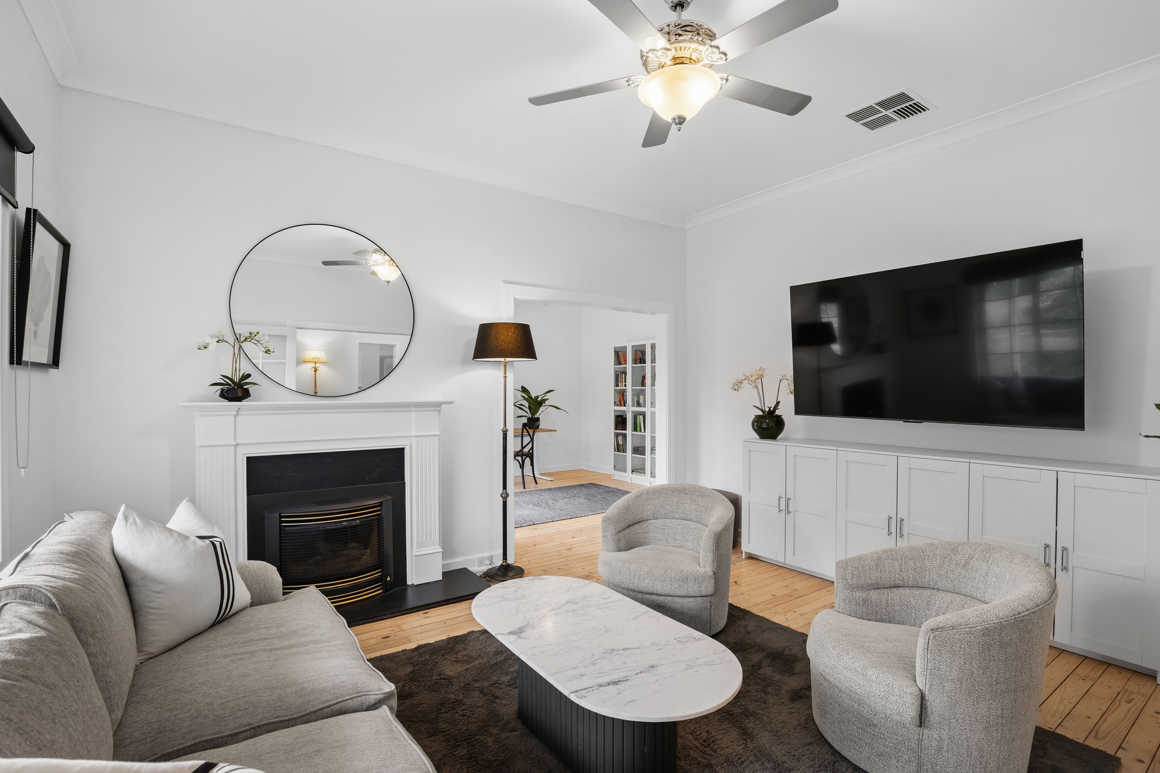 25 Columbia Avenue — photo 4 of 25