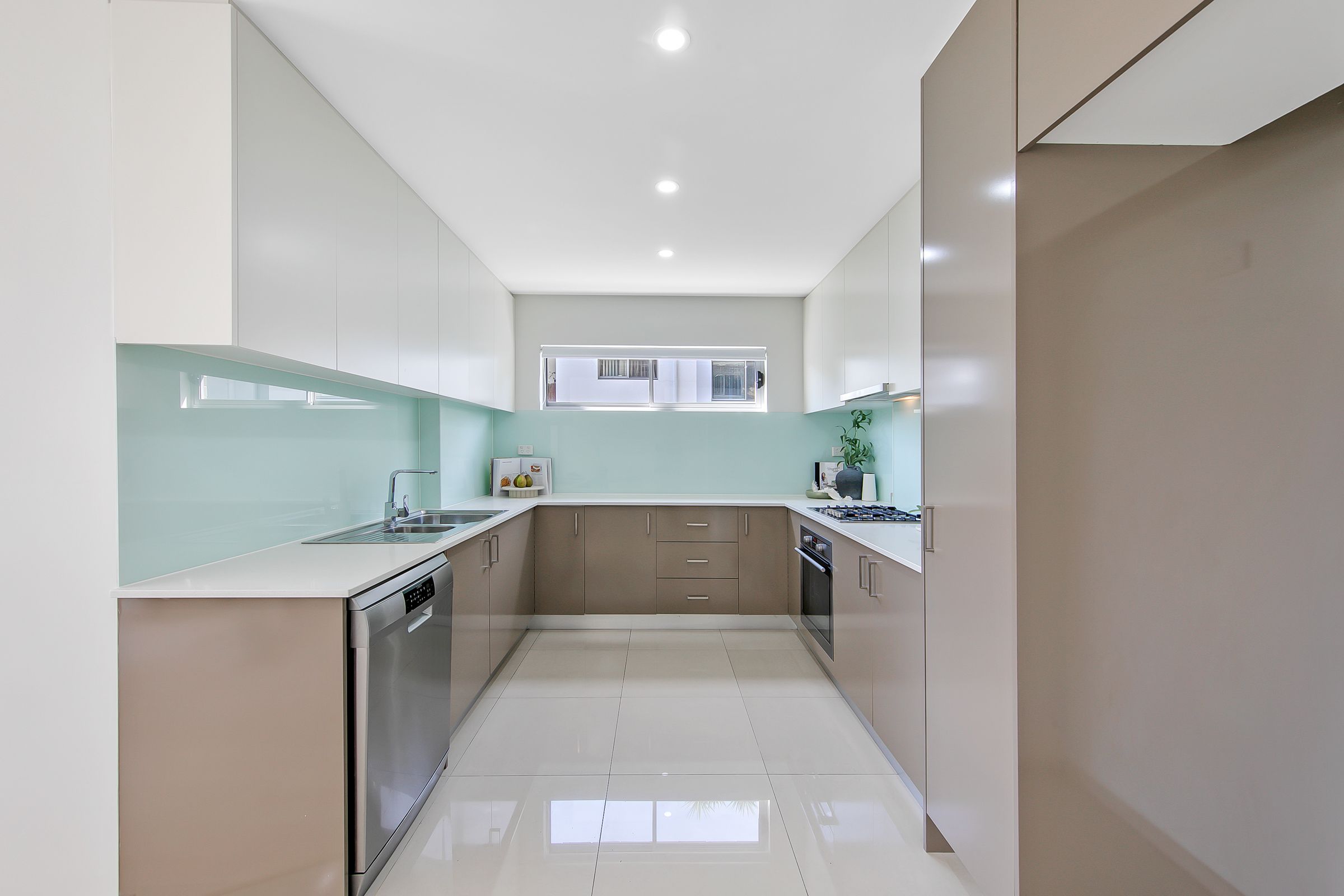27/58-60 Keeler Street — photo 4 of 9