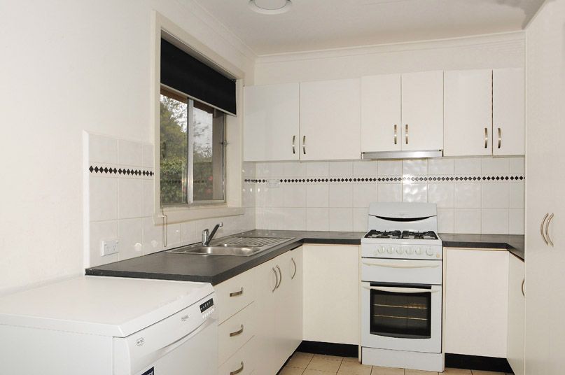 7 Binding Avenue, Cranbourne, VIC 3977