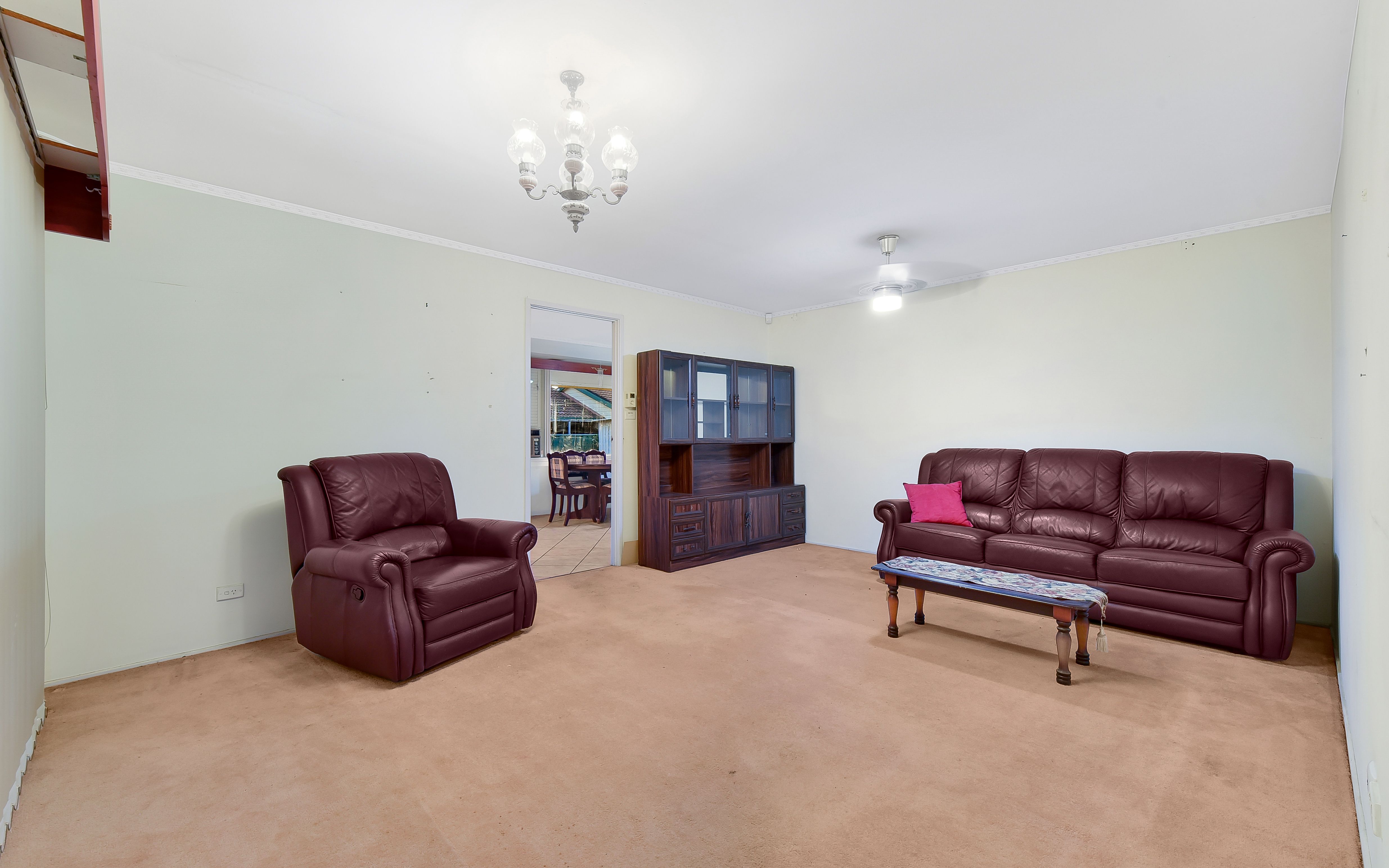 1 Hanlon Close, Minto, NSW 2566
