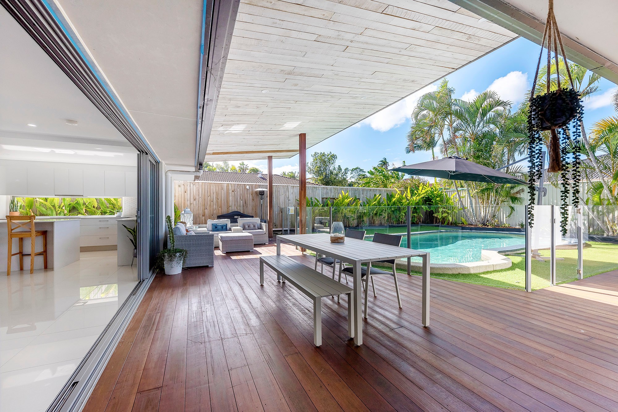 13 Alamau Street, Benowa, QLD 4217