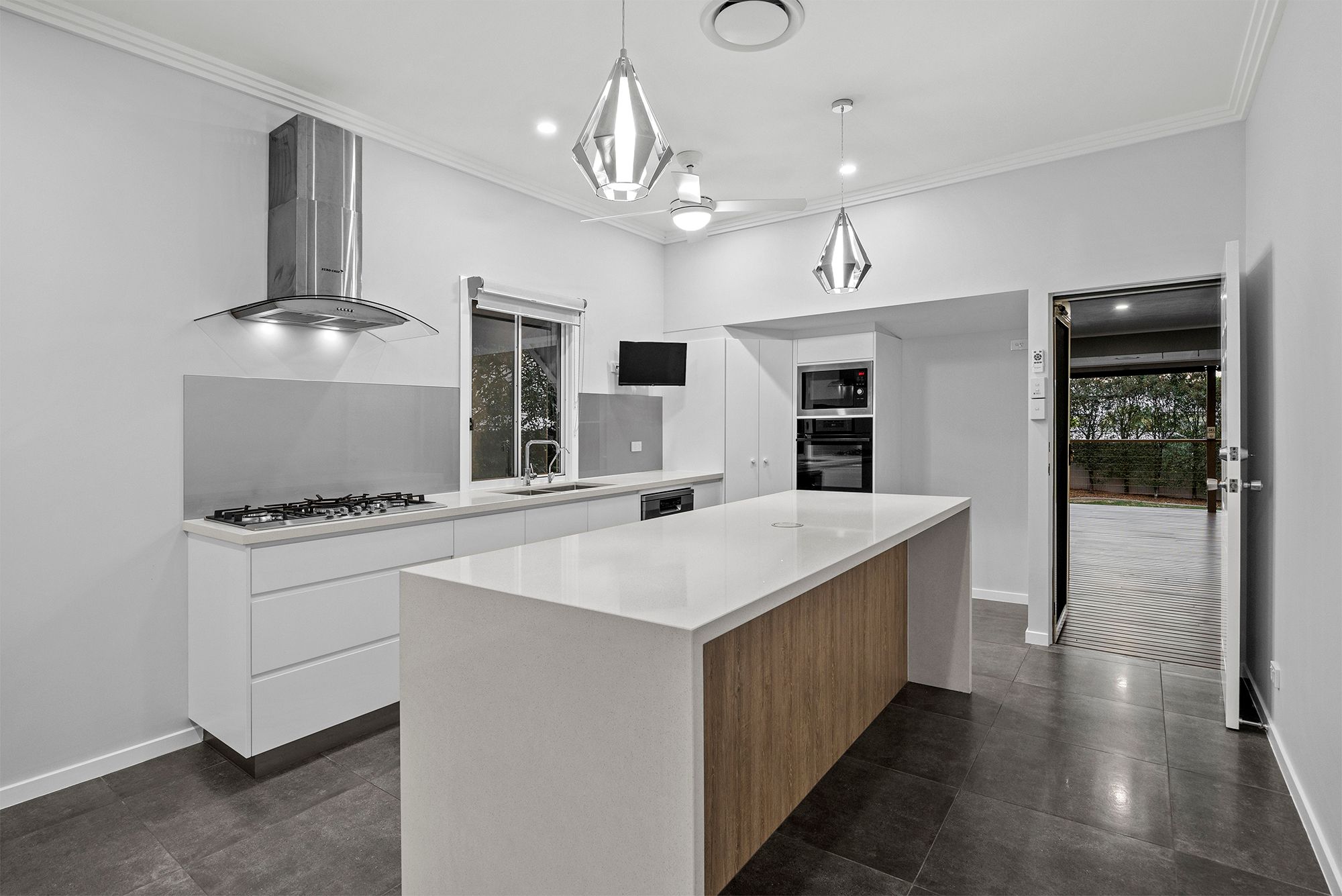 5 O'farrell Avenue — photo 9 of 23