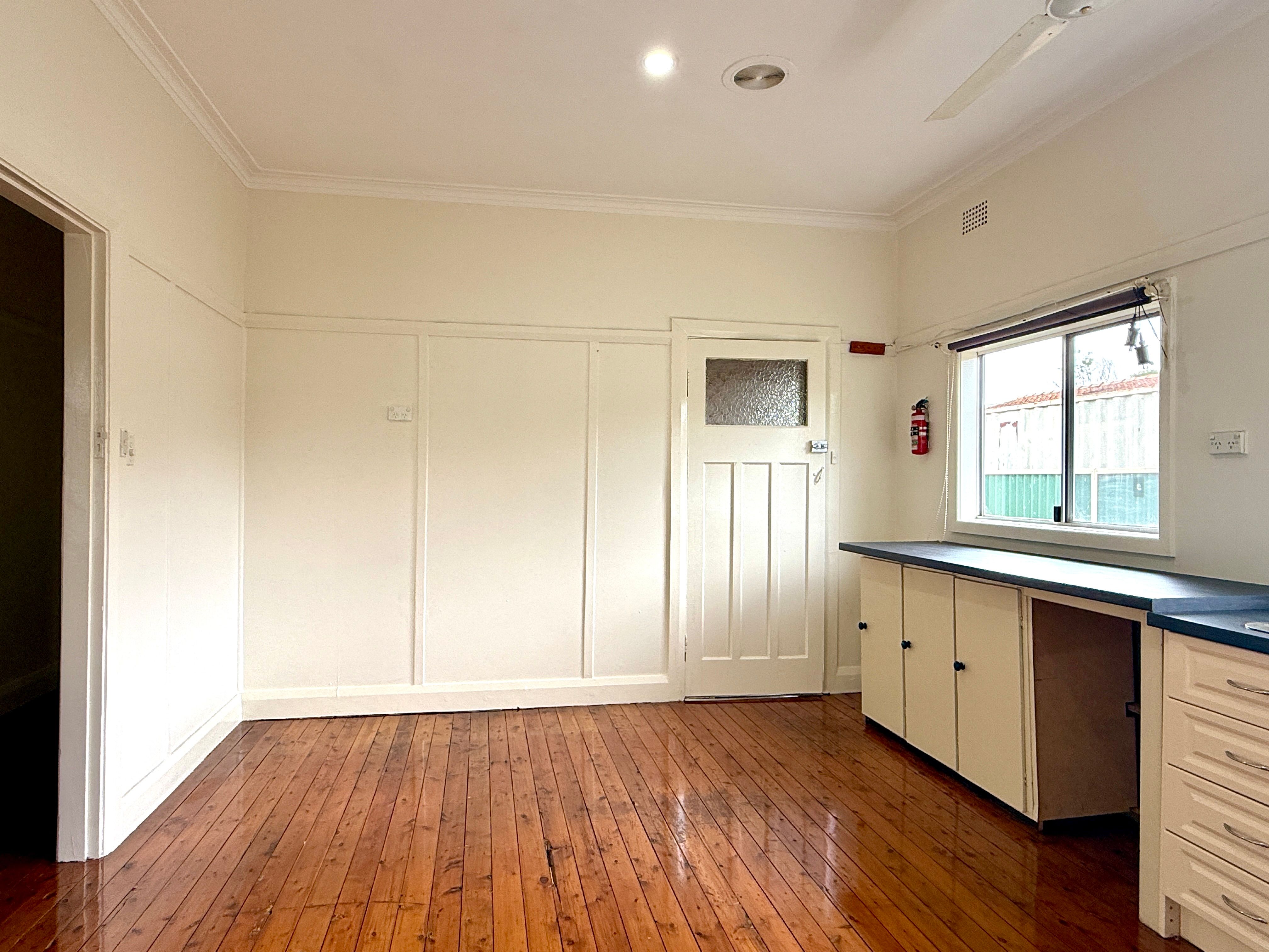 88 Maxwell Street — photo 3 of 11
