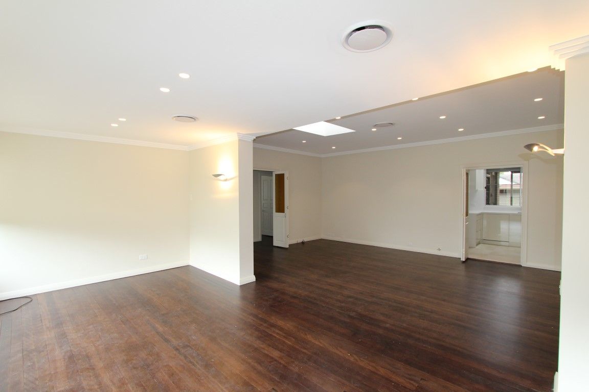 16 Moncrieff Drive, East Ryde, NSW 2113
