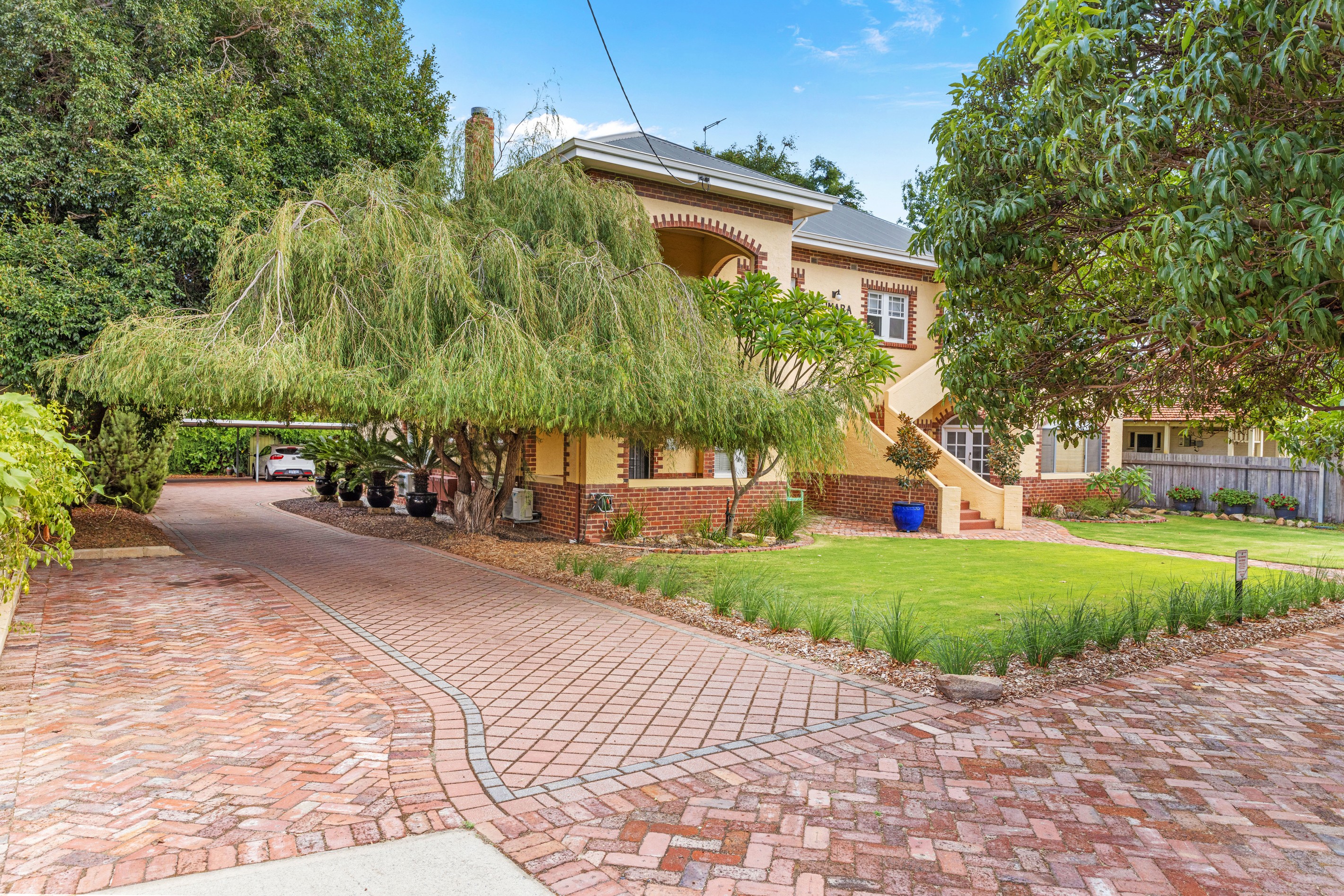 1/101 Smyth Road, Nedlands, WA 6009