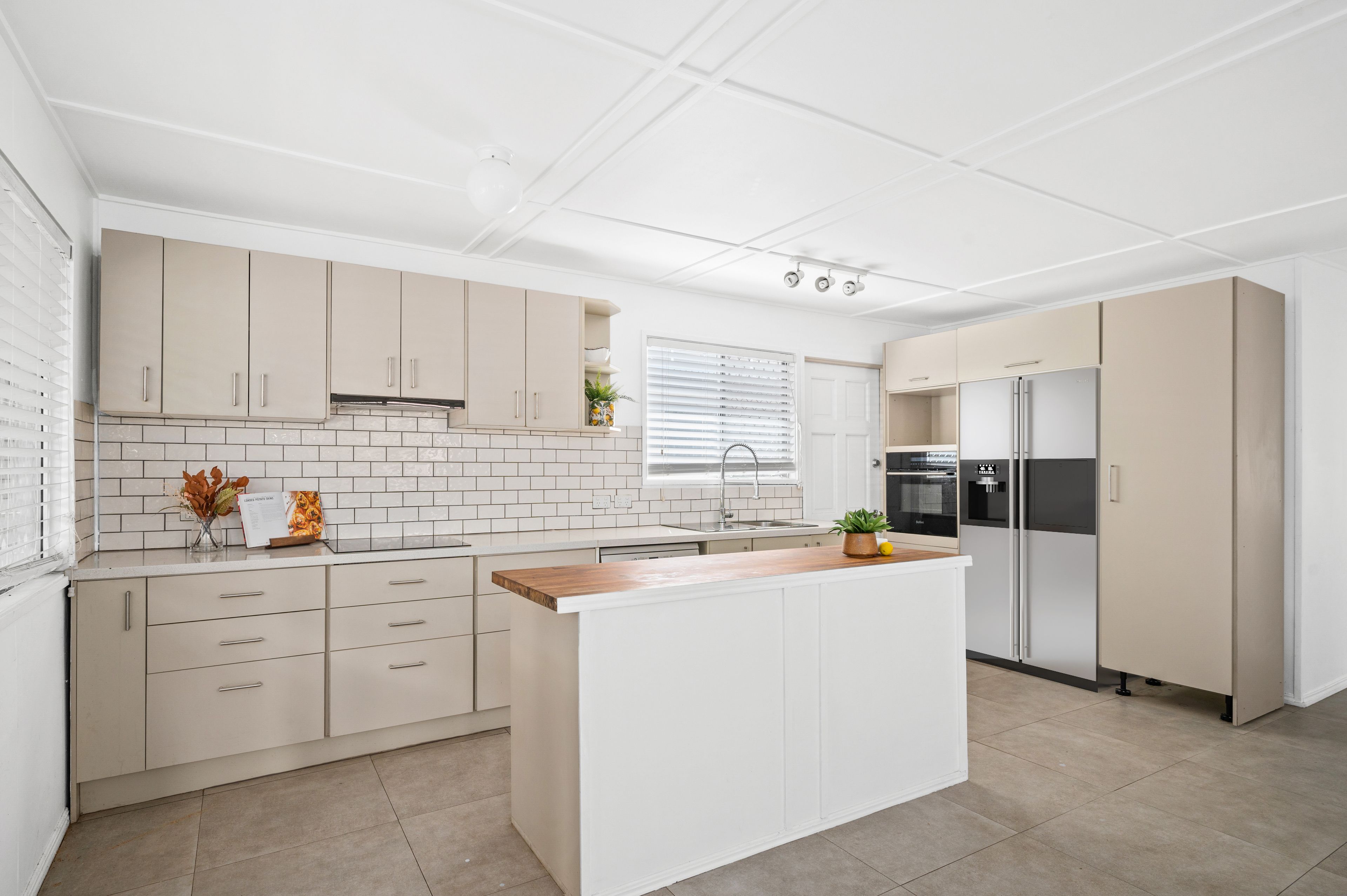 56 St Patrick Avenue, Kuraby, QLD 4112