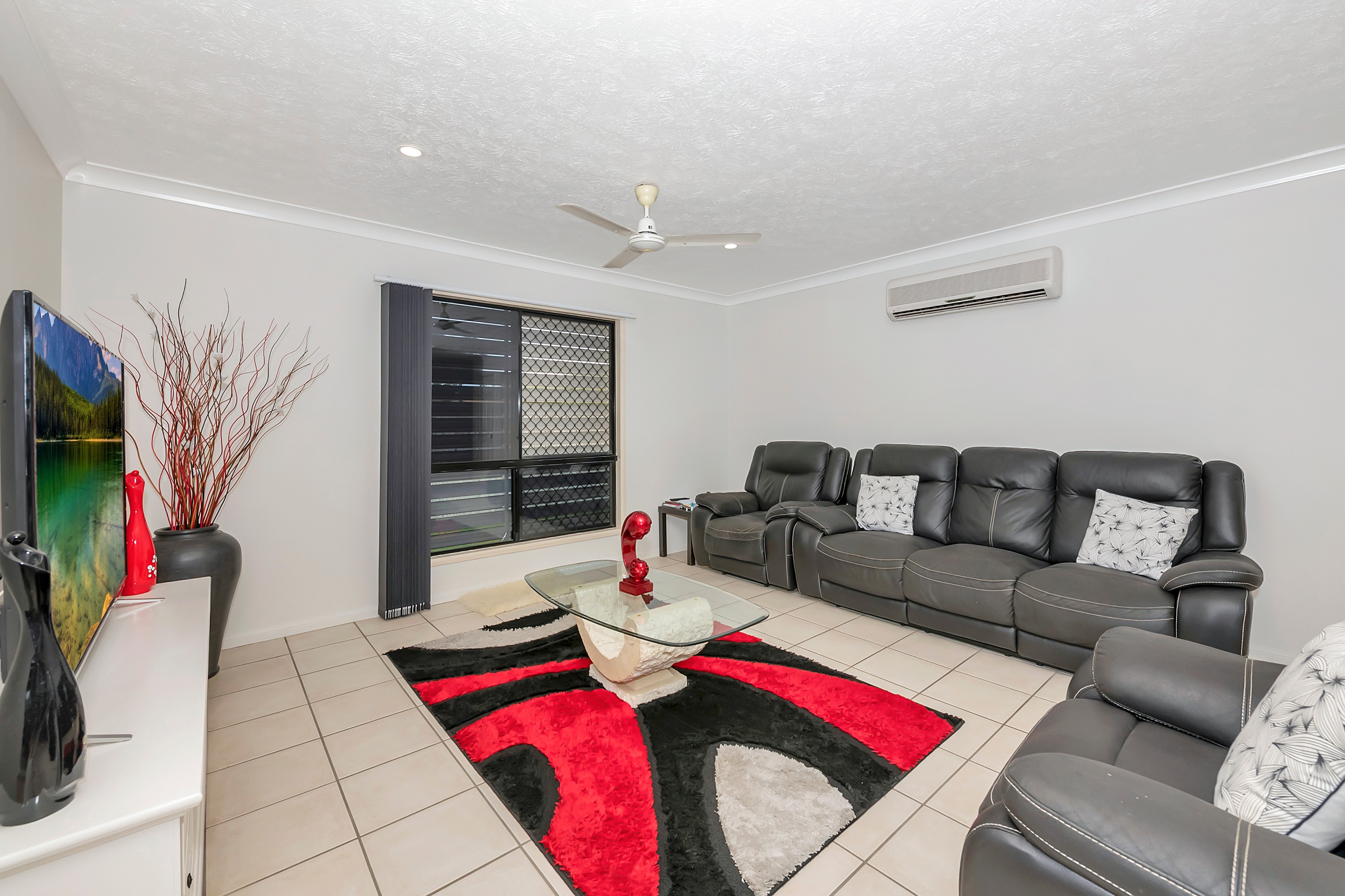 1/16 Crossman Place, Kirwan, QLD 4817