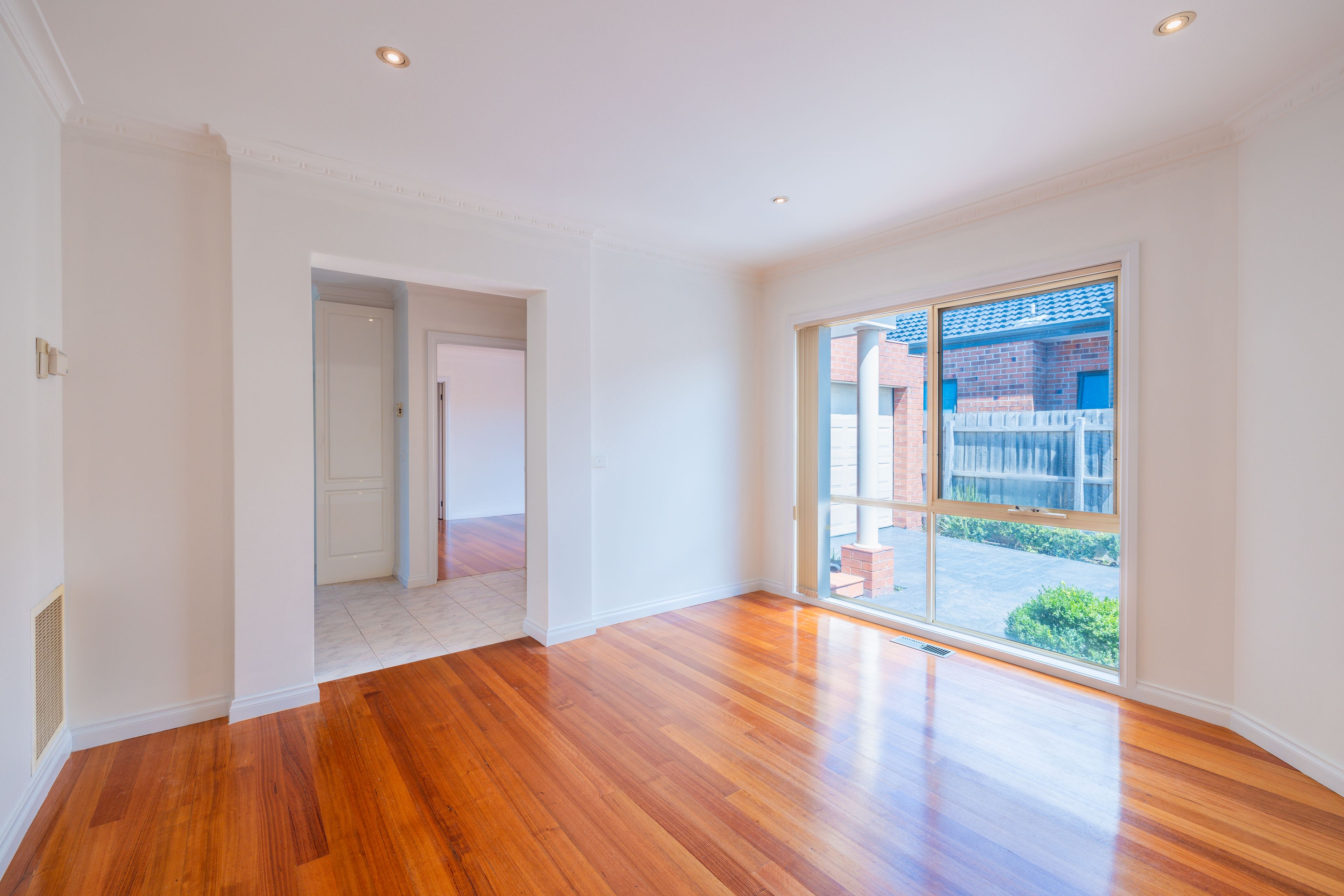 2/4 Calista Avenue, Oakleigh East, VIC 3166