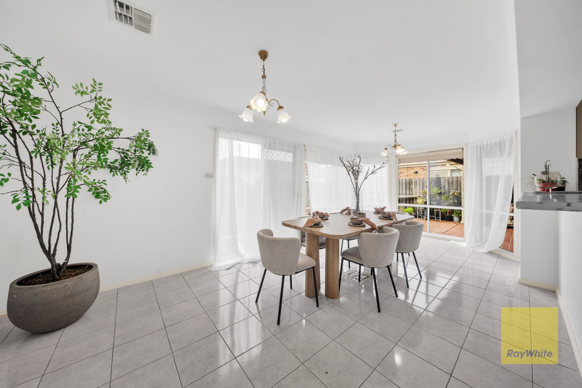 4 Mcnamara Avenue — photo 13 of 30