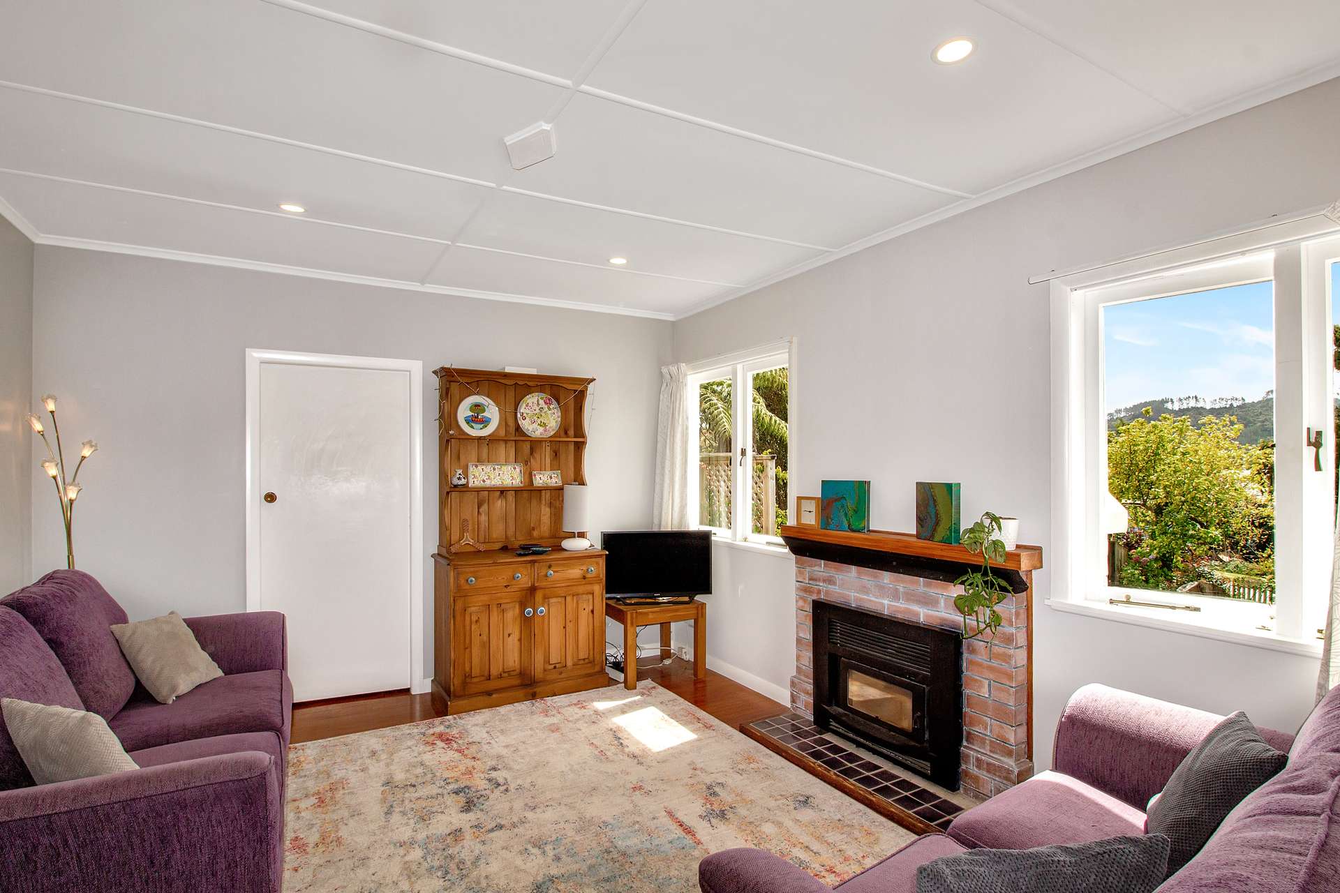 33 Hillcrest Road photo 2