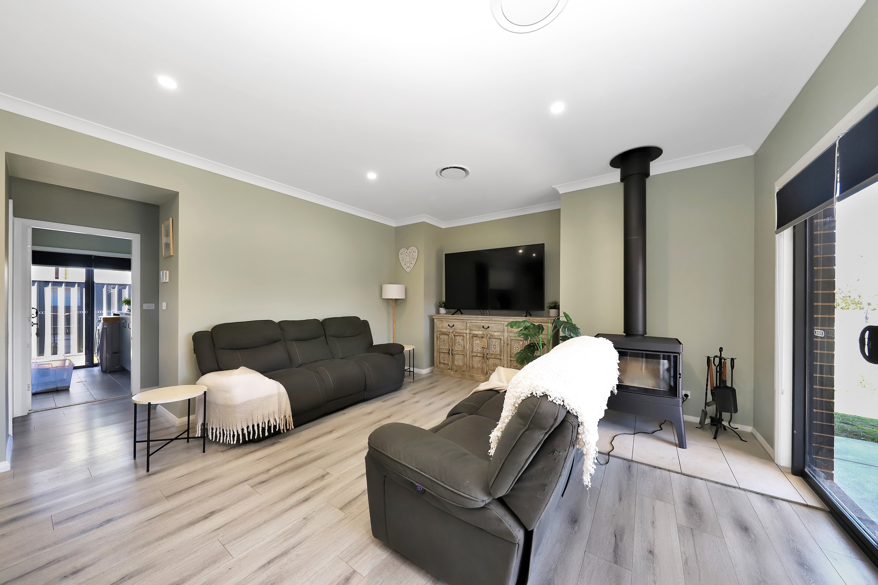 64 Wakehurst Avenue, Batlow, NSW 2730