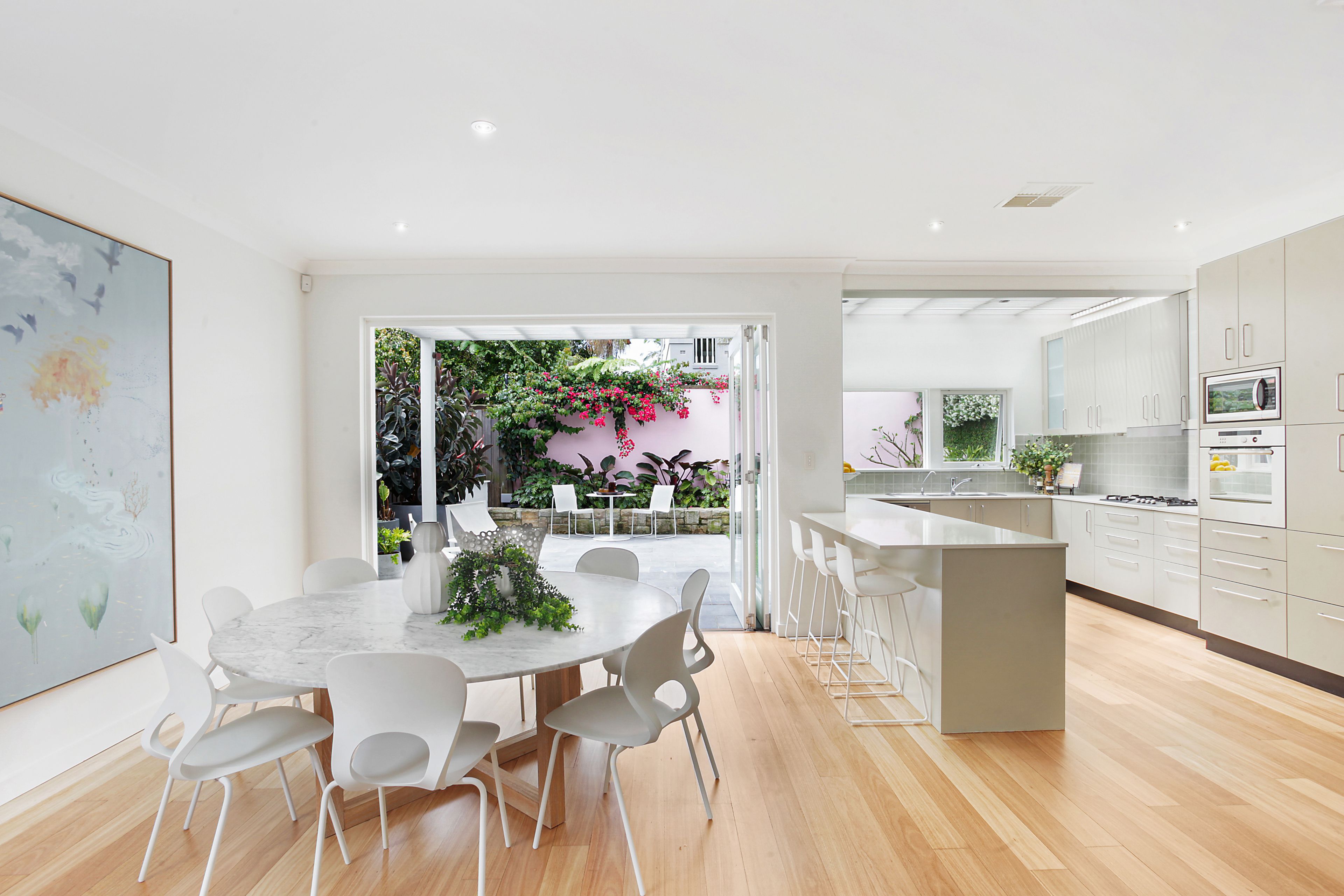 2 Jesmond Avenue — photo 6 of 17
