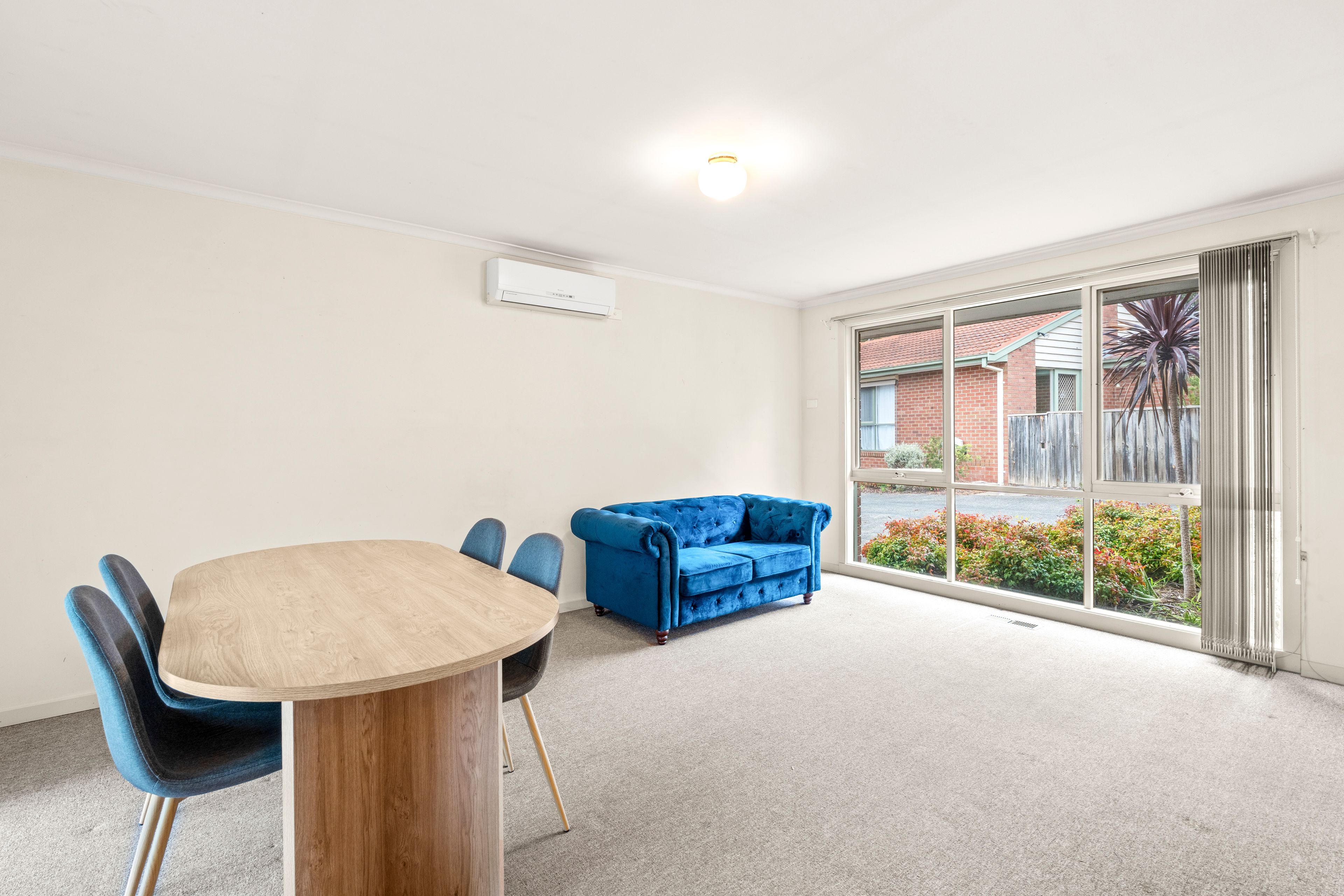 7/12 Shalbury Avenue — photo 3 of 10