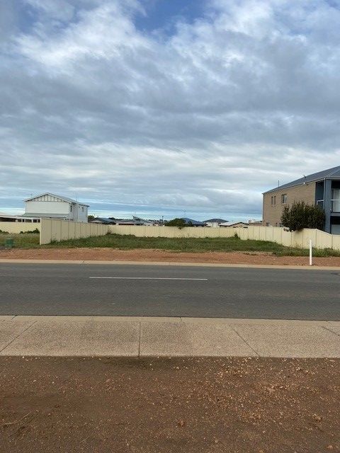 14 (Lot 32) Islesworth Street, North Beach, SA 5556