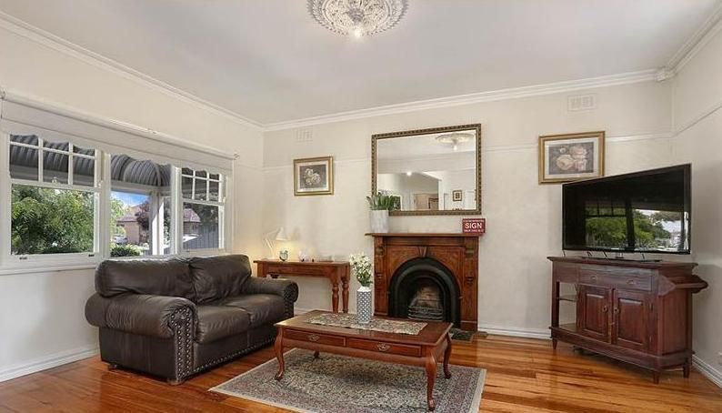 12 Chowne Street, Lalor, VIC 3075