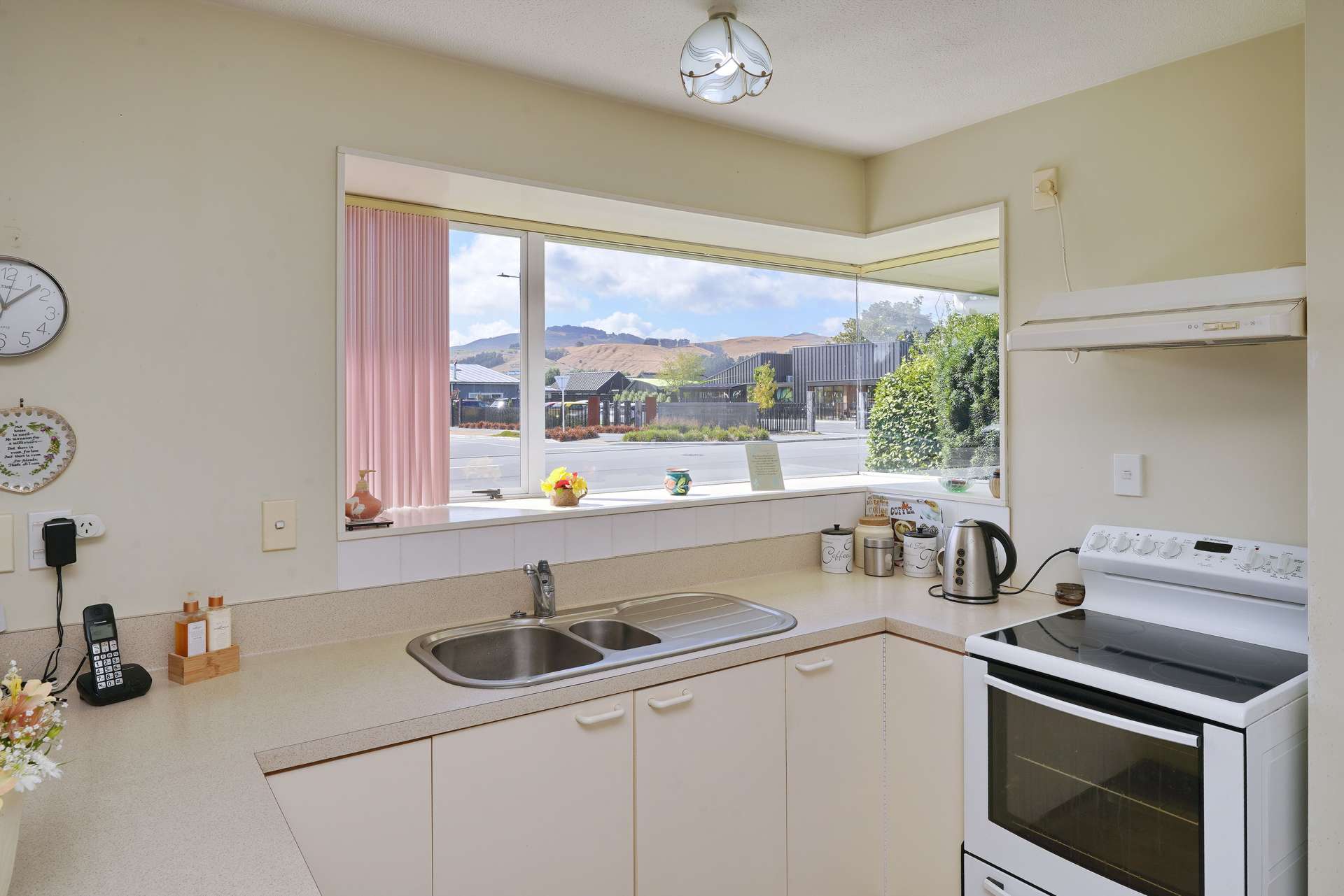 12 Kennedys Bush Road, Halswell, Christchurch City Real Estate Ray