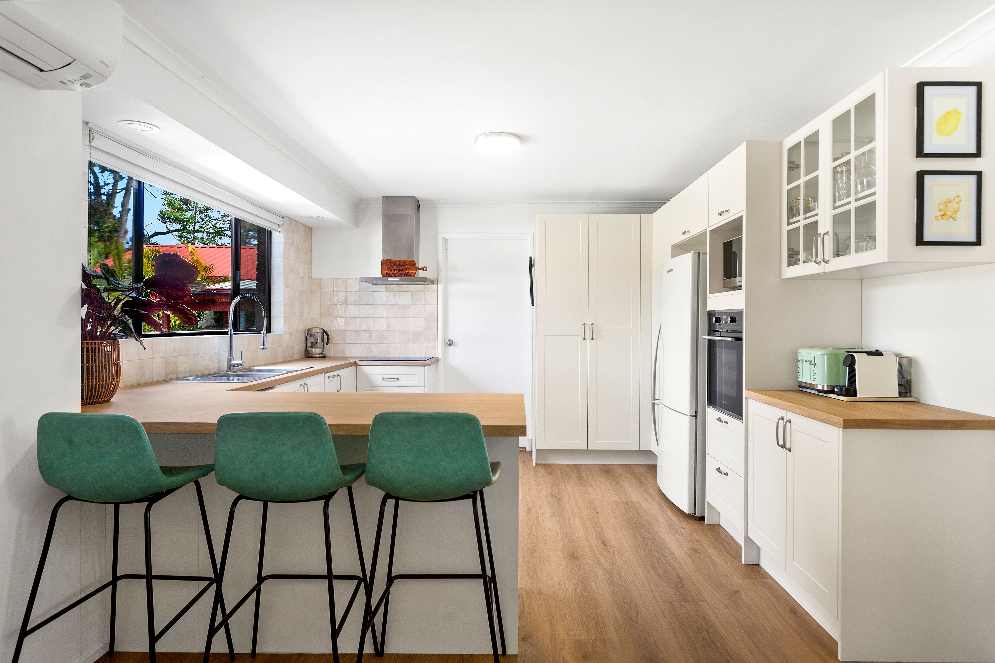 60 Crest Road, Albion Park, NSW 2527