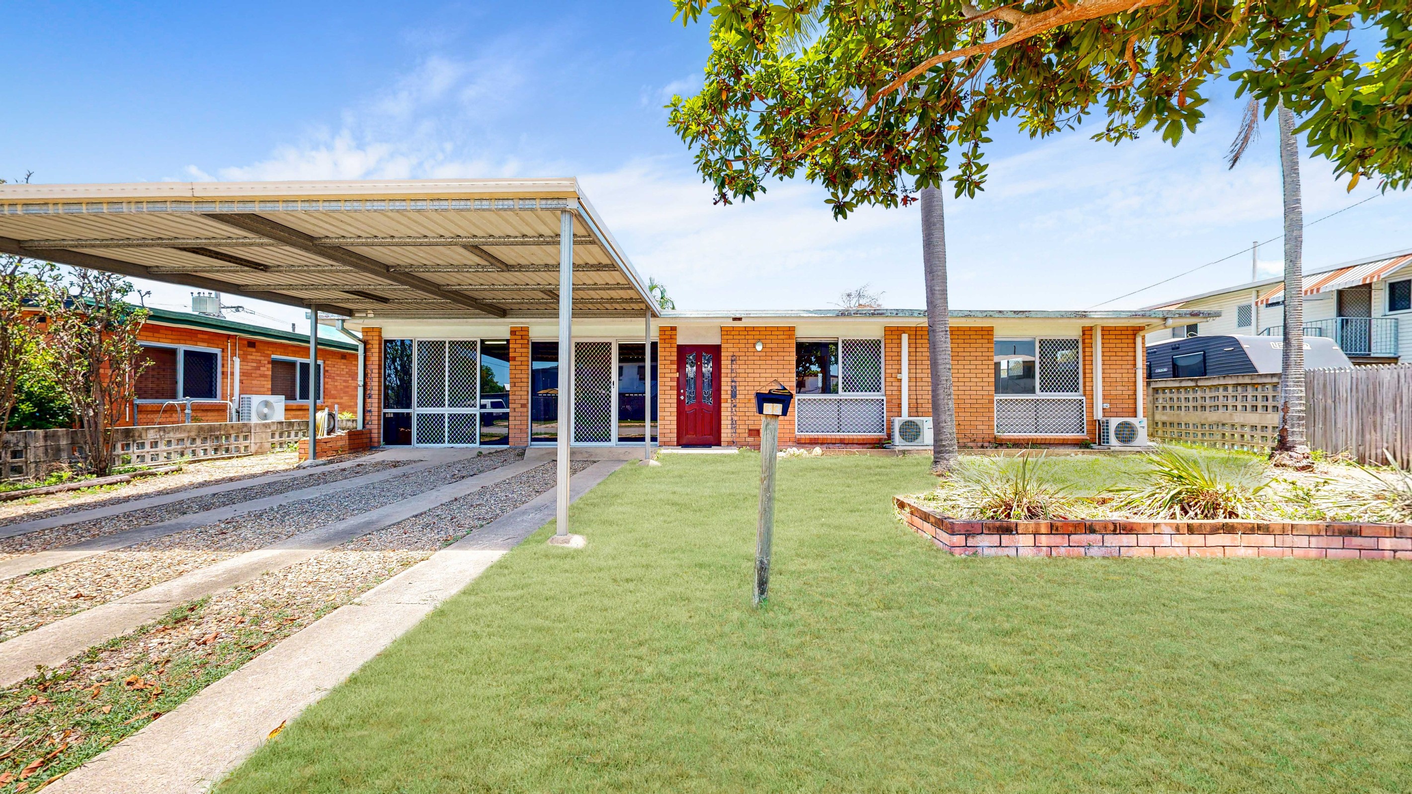 33 Mcbride Street, Kirwan, QLD 4817