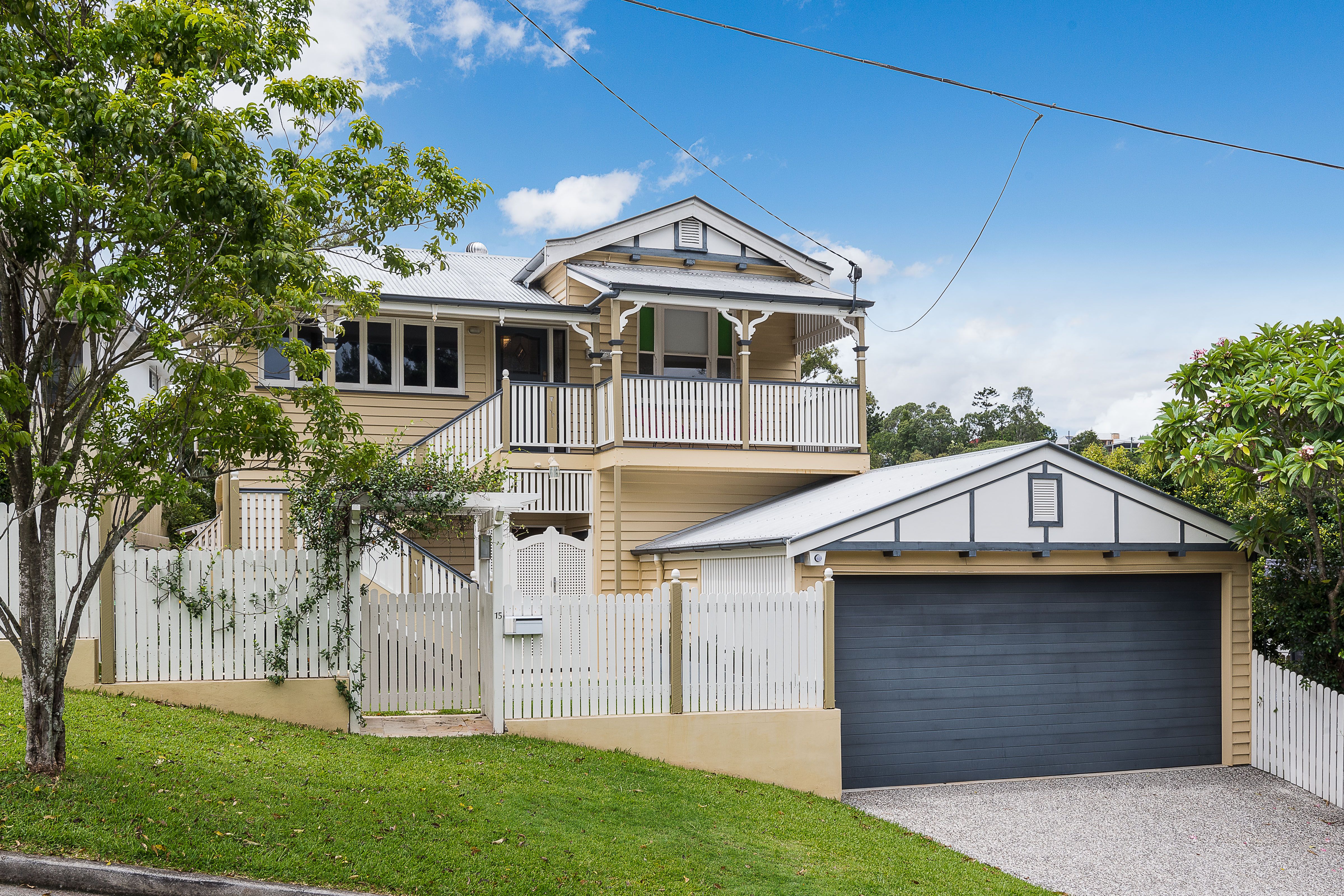 15 Brown Street, Bardon QLD 4065