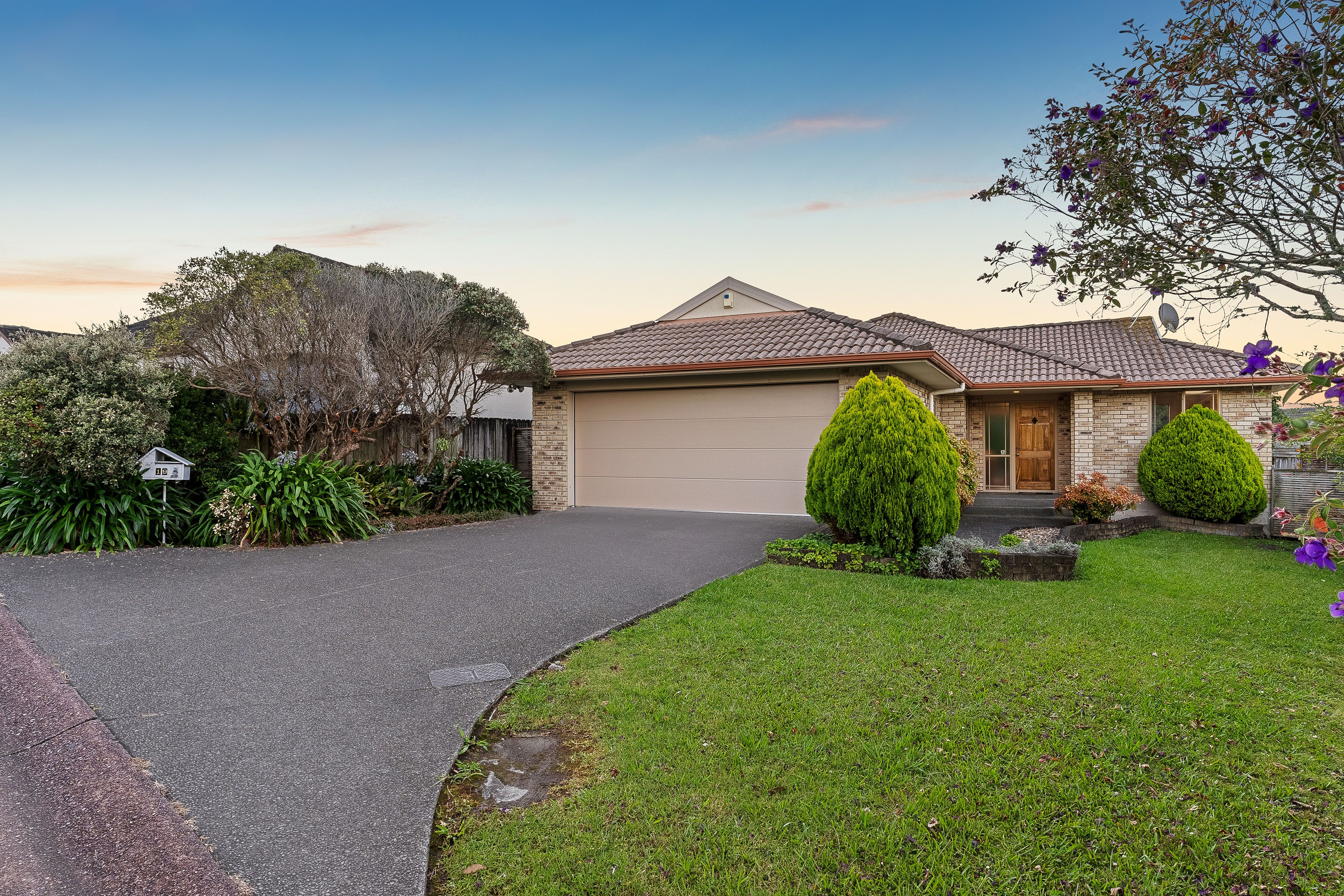 19 Pyrite Street, Westgate, Waitakere City