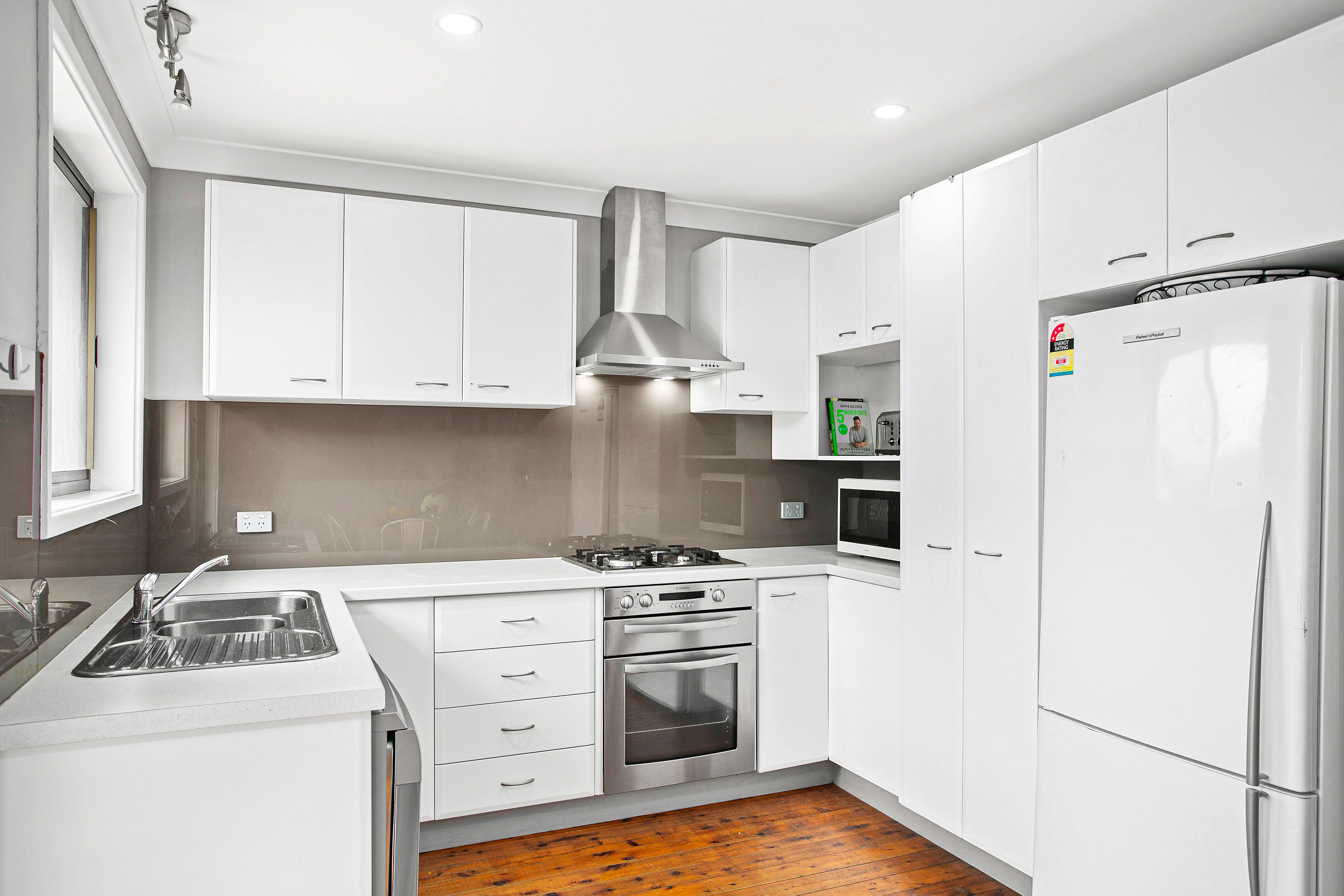 72 The Boulevarde, Oak Flats, NSW 2529
