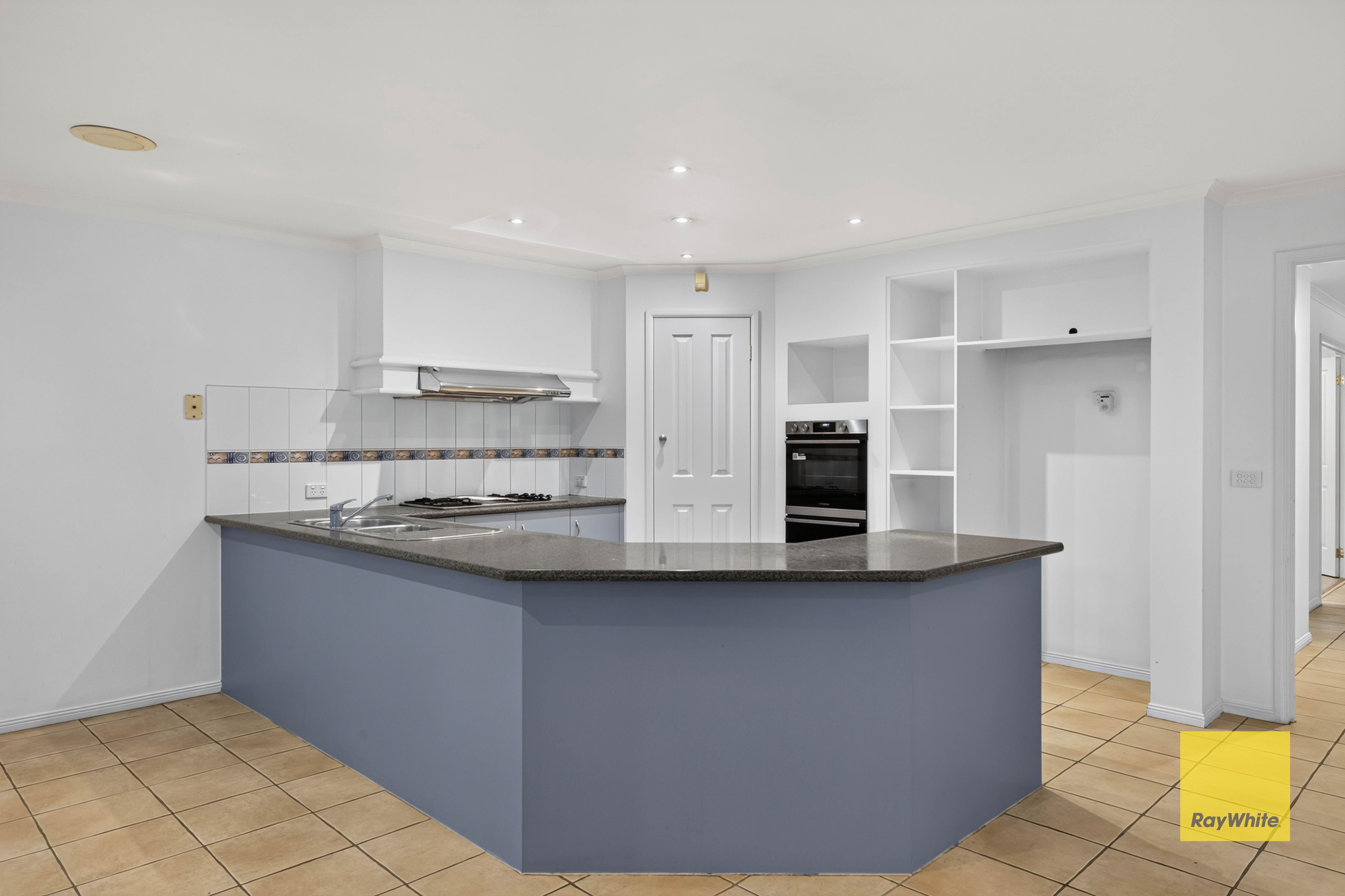 17 St Nicholas Court — photo 10 of 30