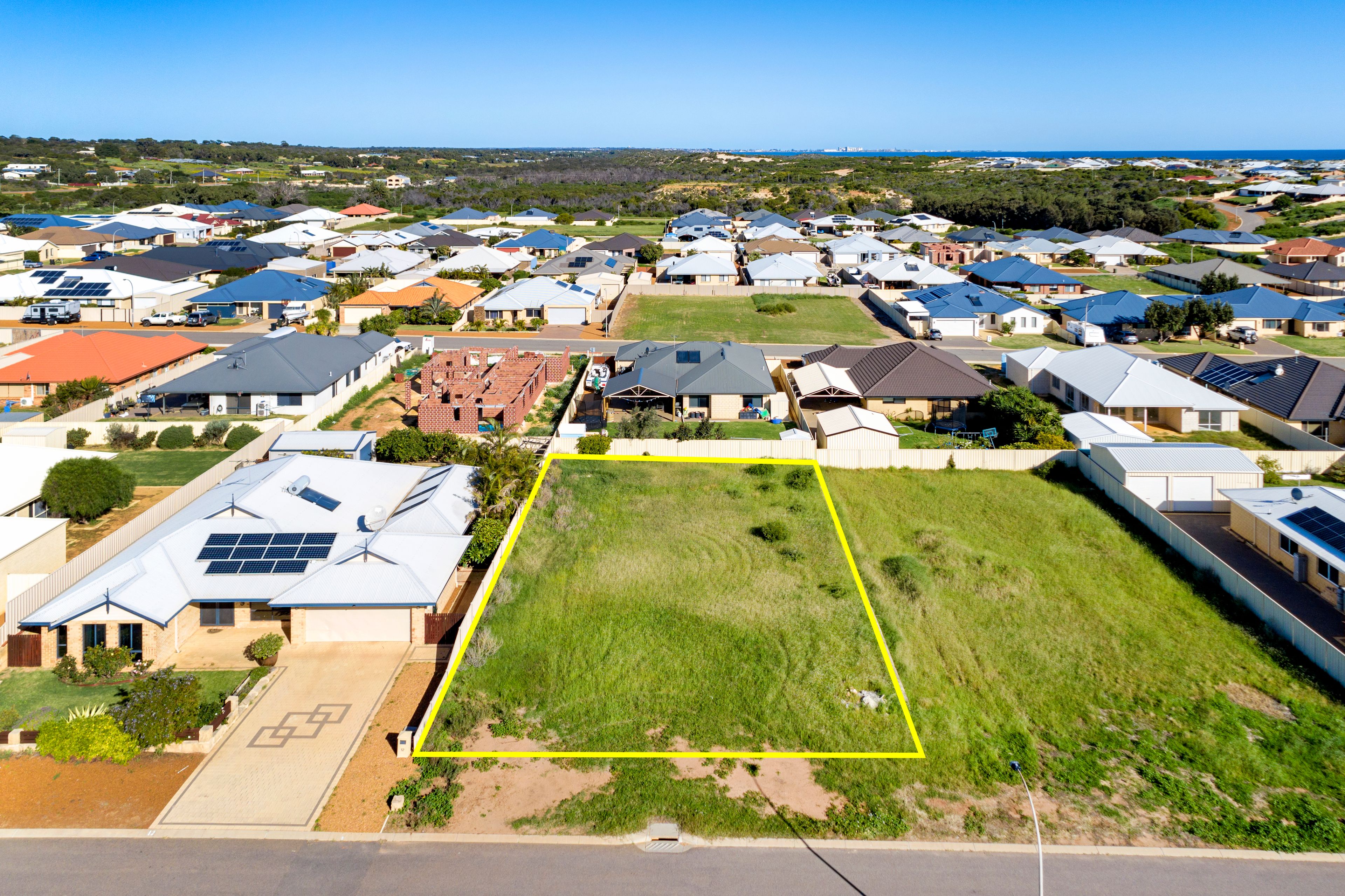 10 Angler Parade, Drummond Cove, WA 6532