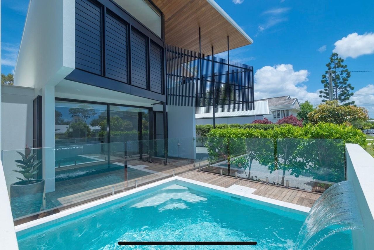 2/7 Lake Weyba Drive — photo from Ray White Noosa