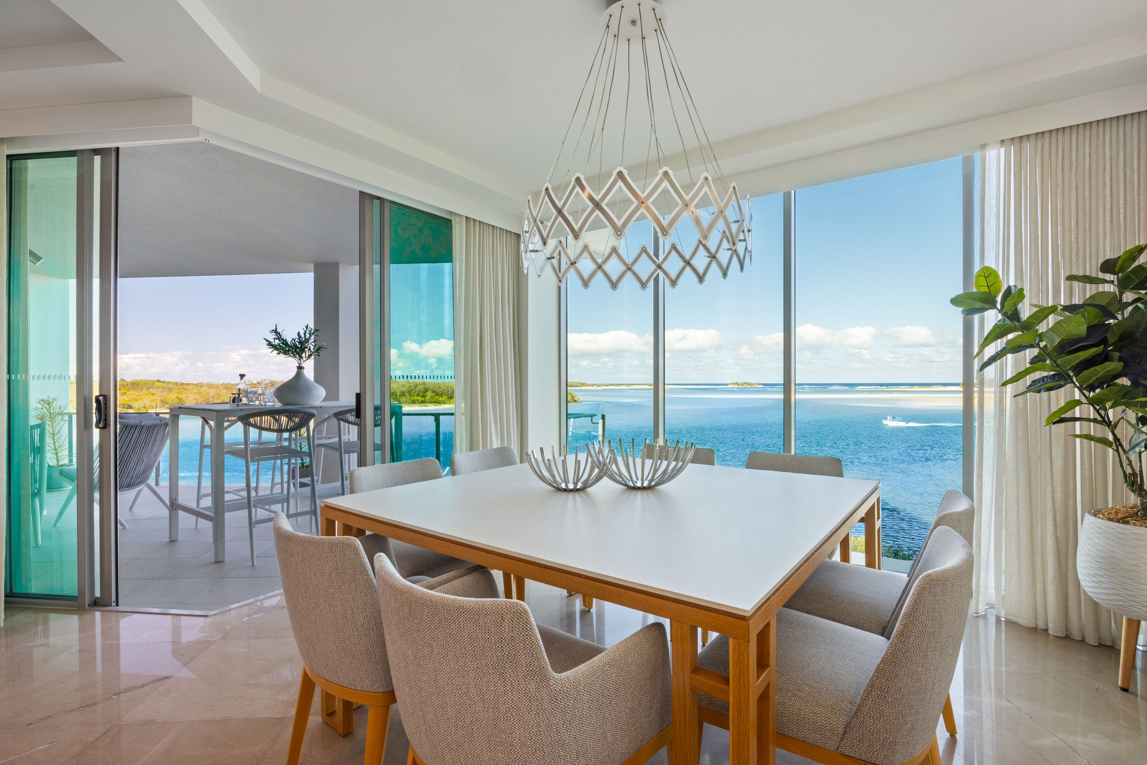 42 Duporth Avenue, Maroochydore QLD 4558