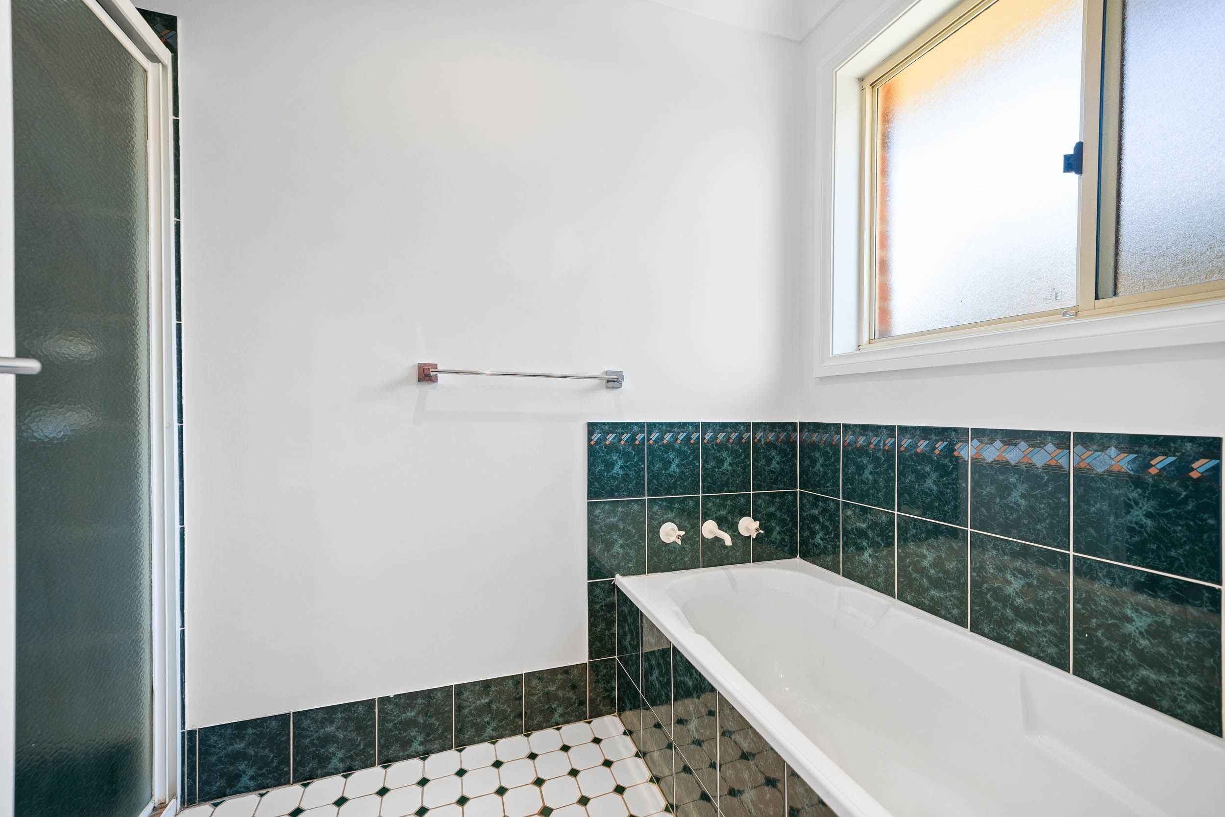 31 Jacqua Avenue — photo 10 of 18