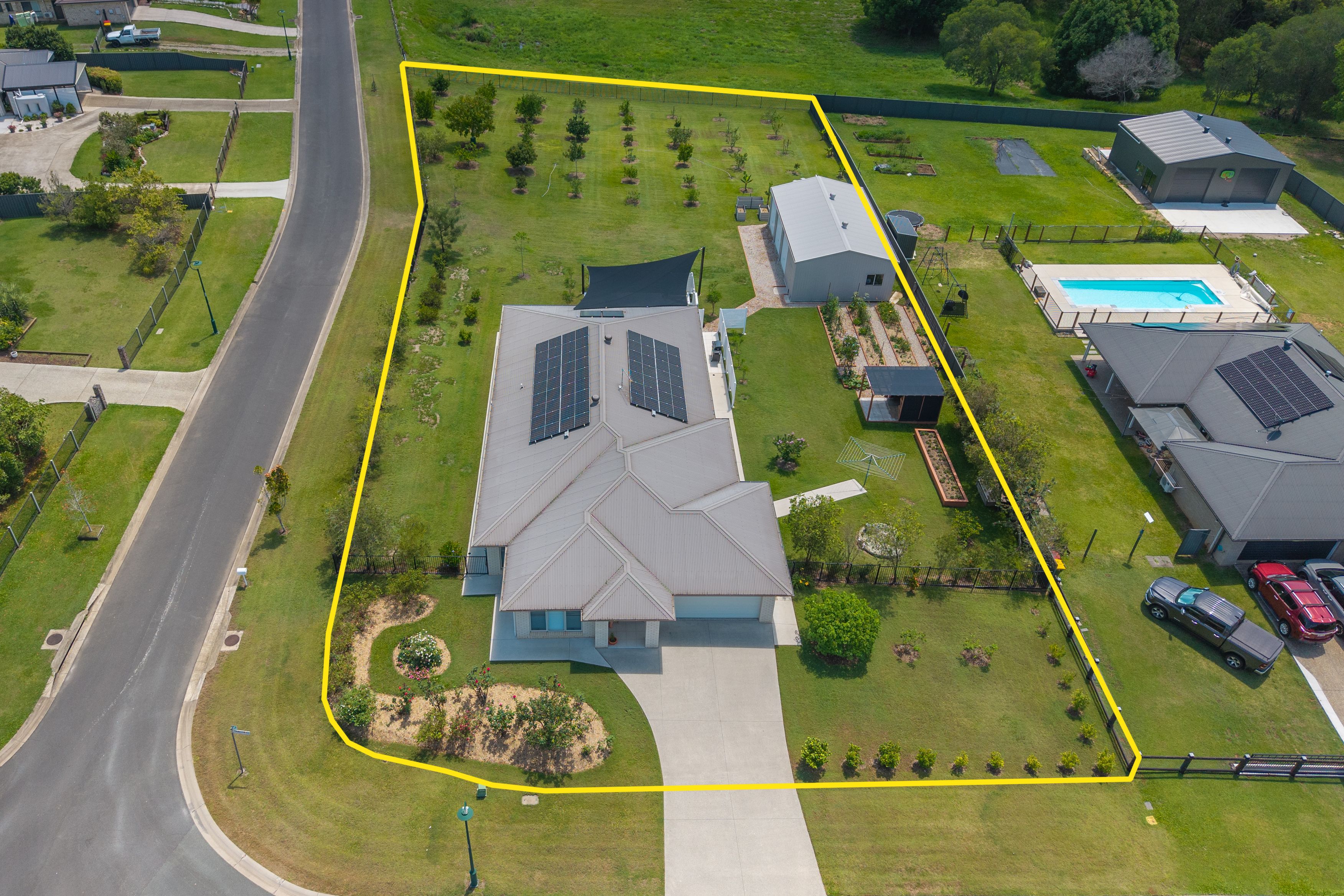137 Mountaintrack Drive, Wamuran QLD 4512