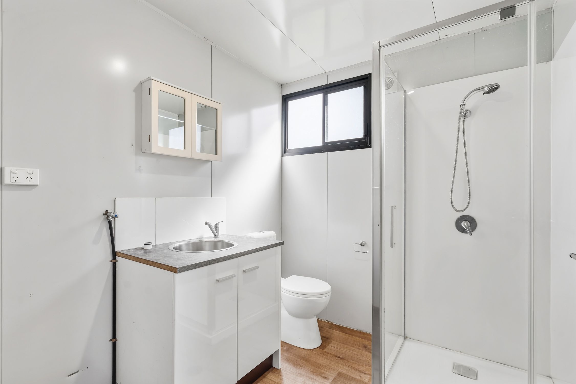 39 Macquarie Road — photo 11 of 13