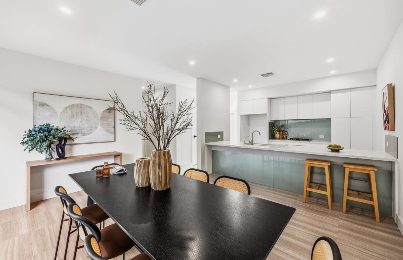 4/27 Finniss Street, Marion, SA 5043