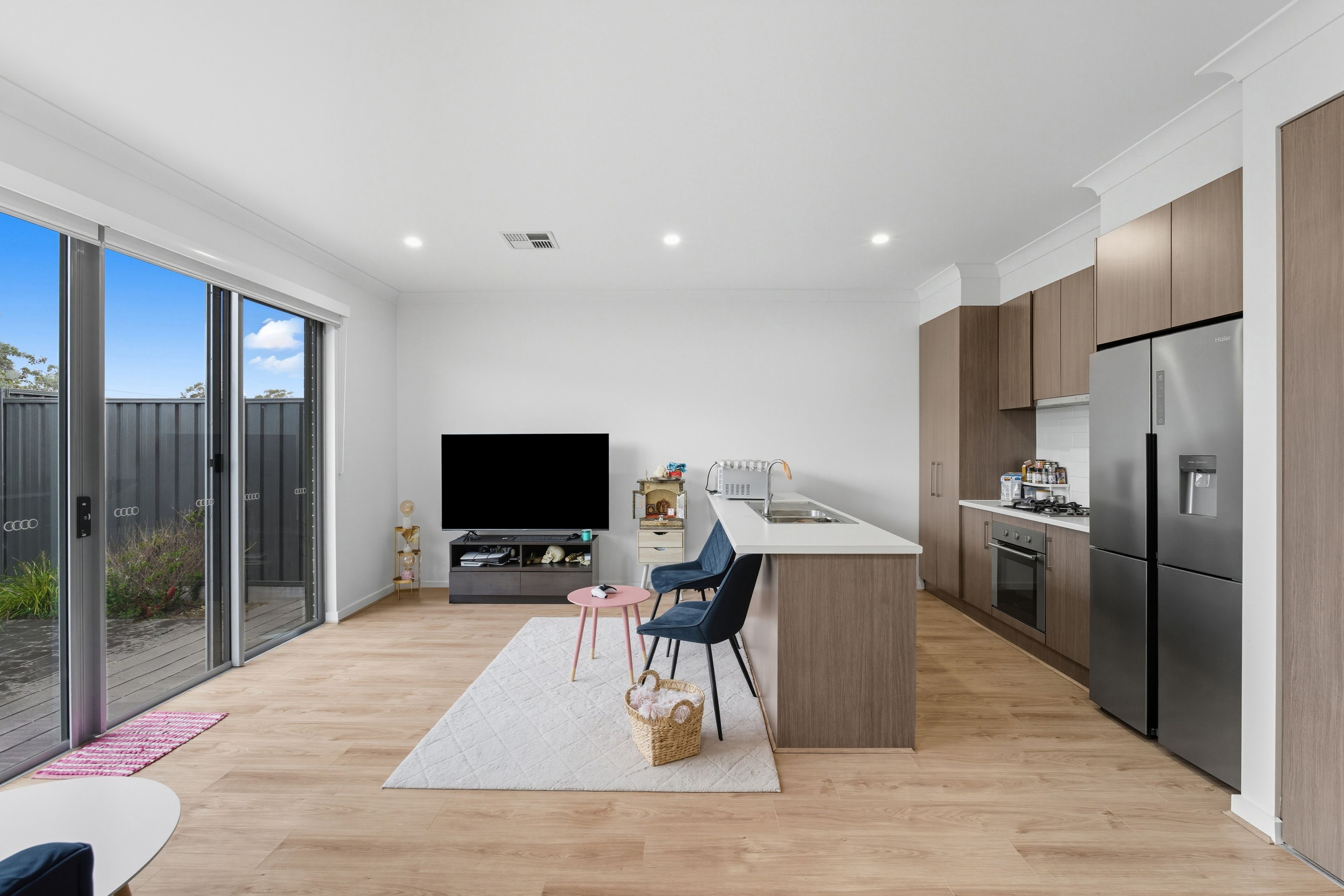 24 Hyacinth Crescent, Christie Downs, SA 5164