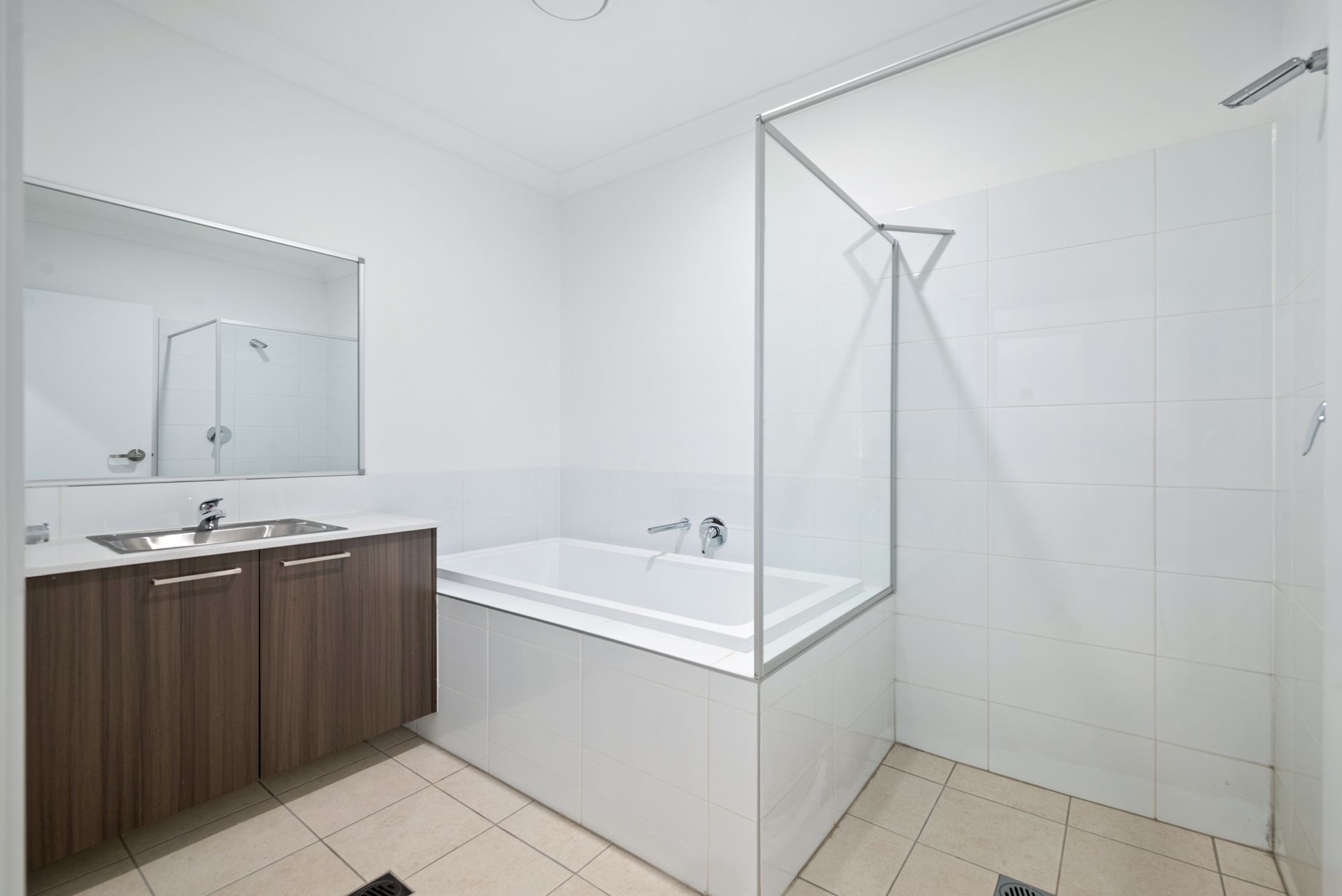 69 Lawn Avenue, Bradbury, NSW