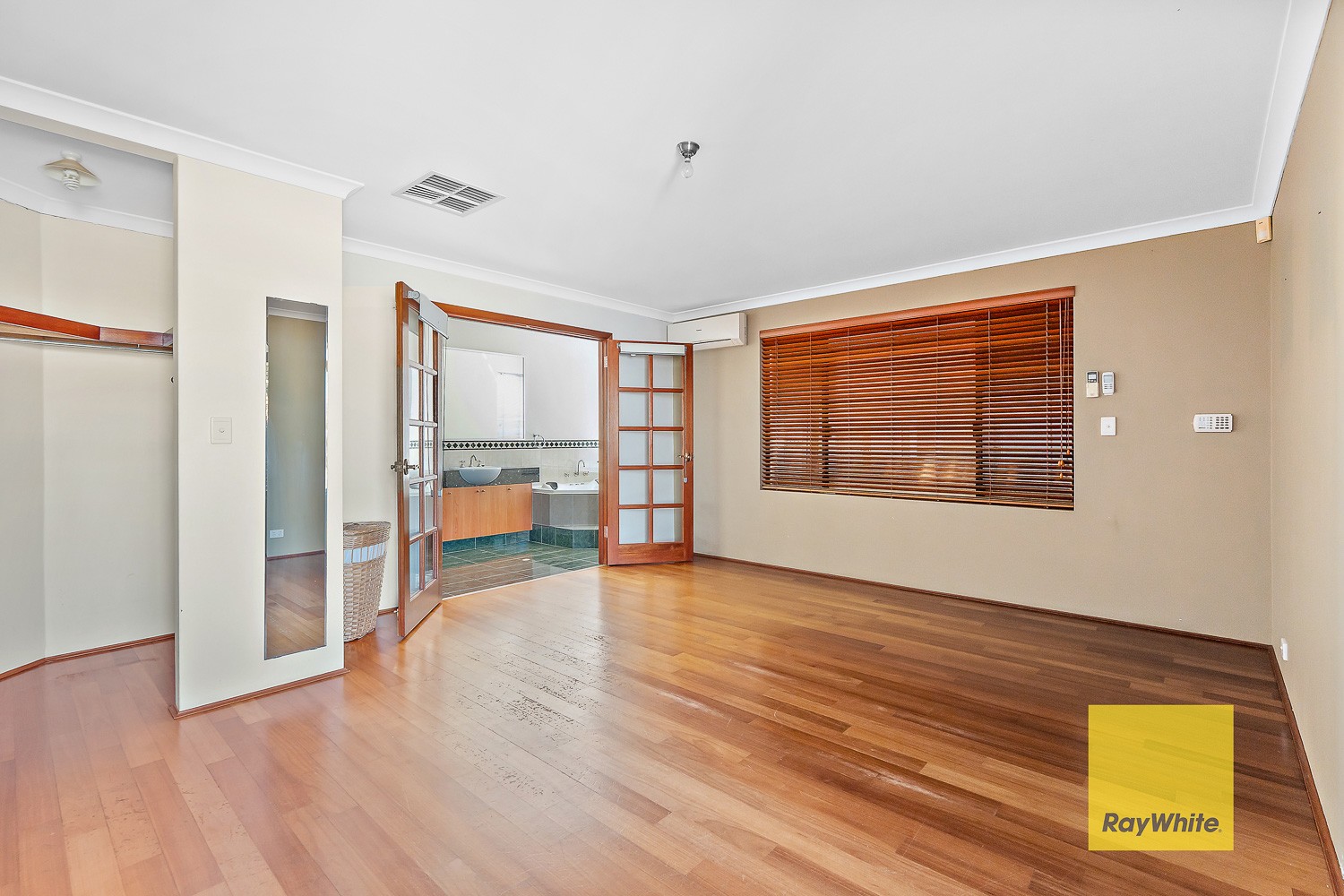 11 Sandleford Grange, Southern River, WA 6110