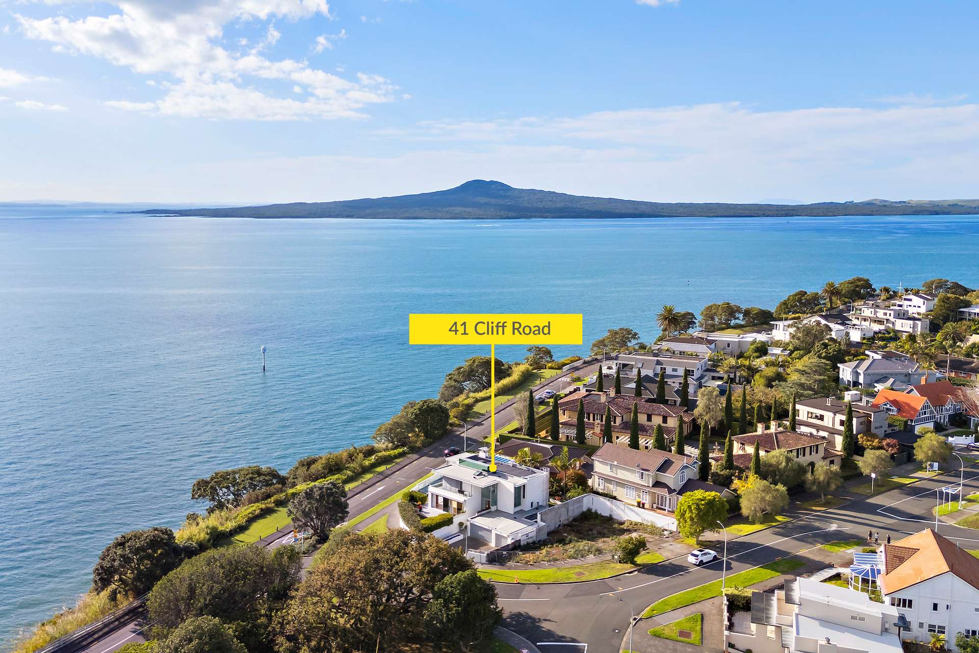 41 Cliff Road photo 13