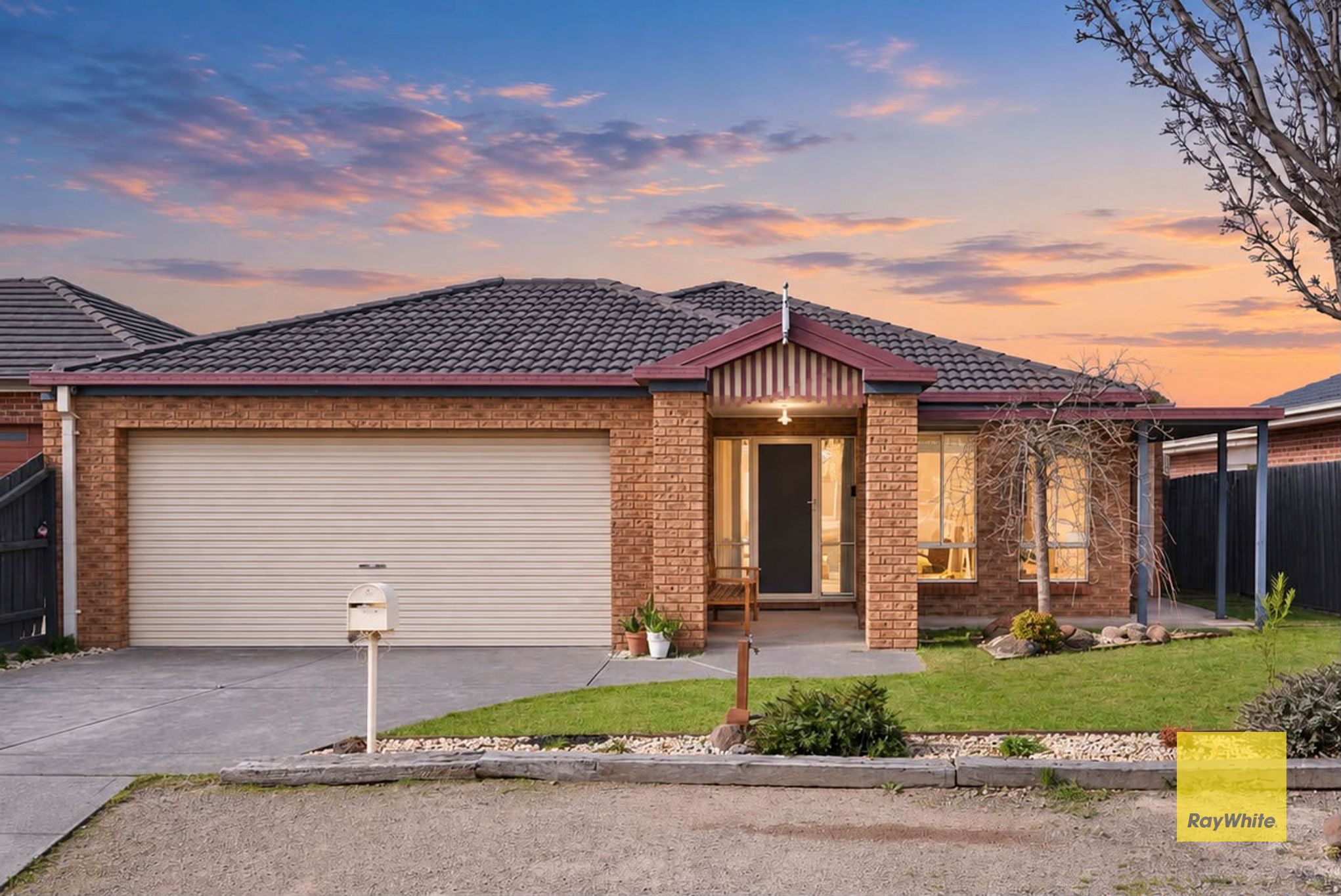 10 Dusky Crescent, Tarneit, VIC 3029