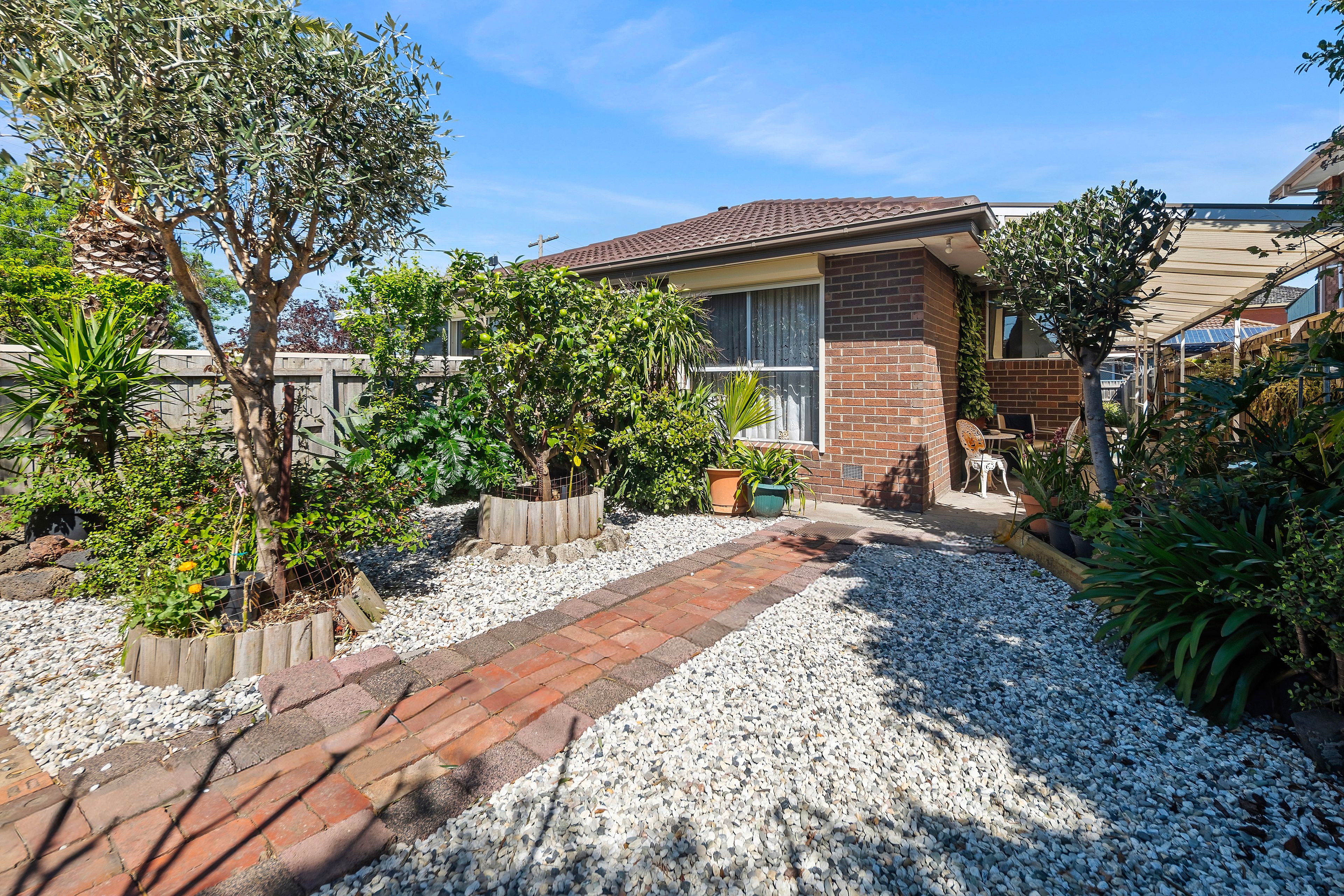 5 Barry Road — photo 17 of 21