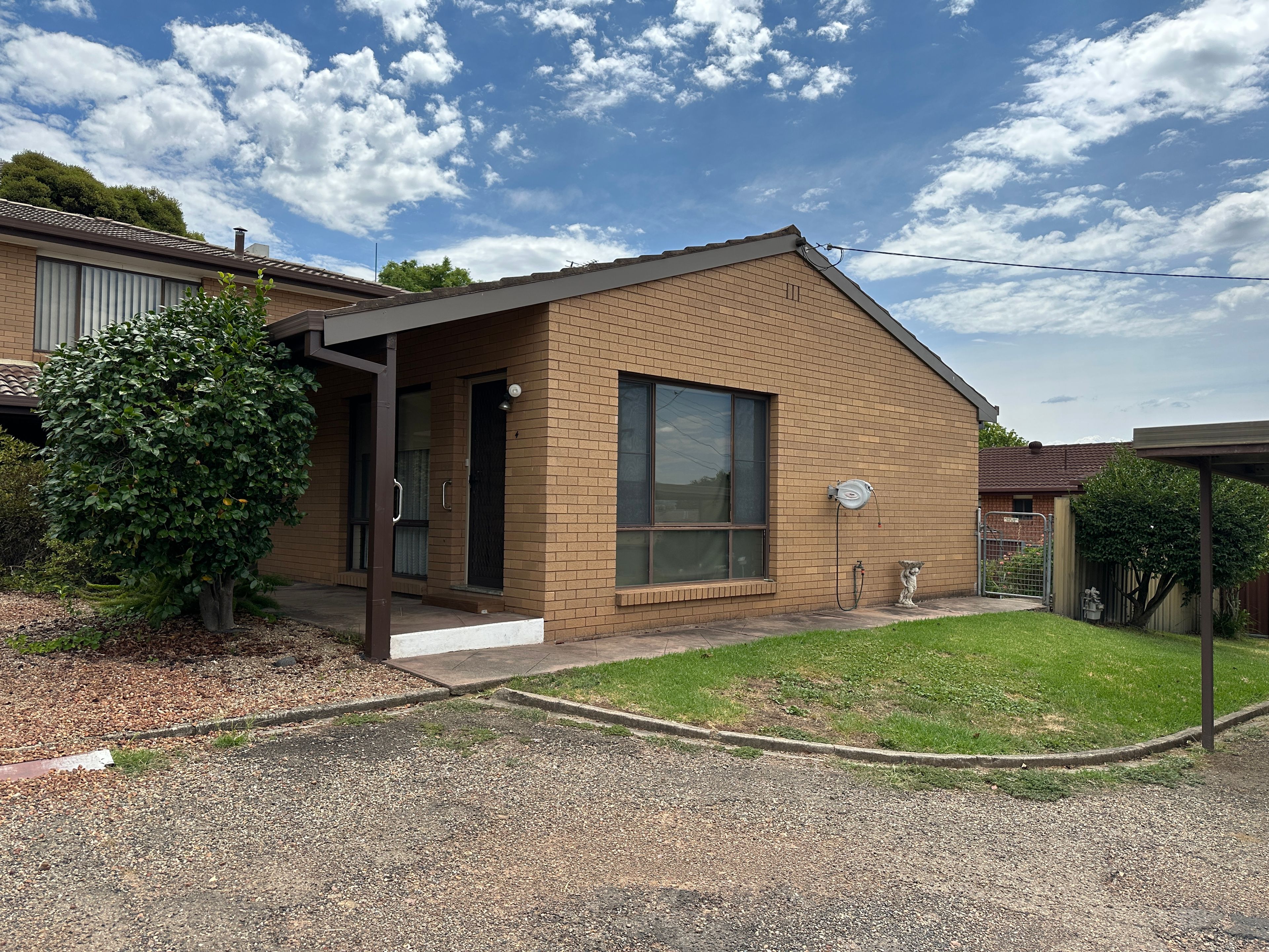 4/7 Mangaroo Avenue, Tumut, NSW 2720 - Leased Unit - Ray White Tumut