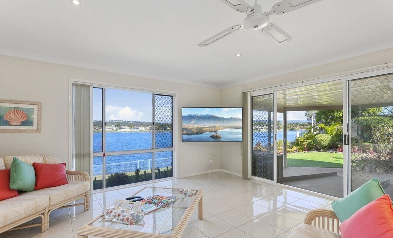 46 Auk Avenue, Burleigh Waters, QLD 4220