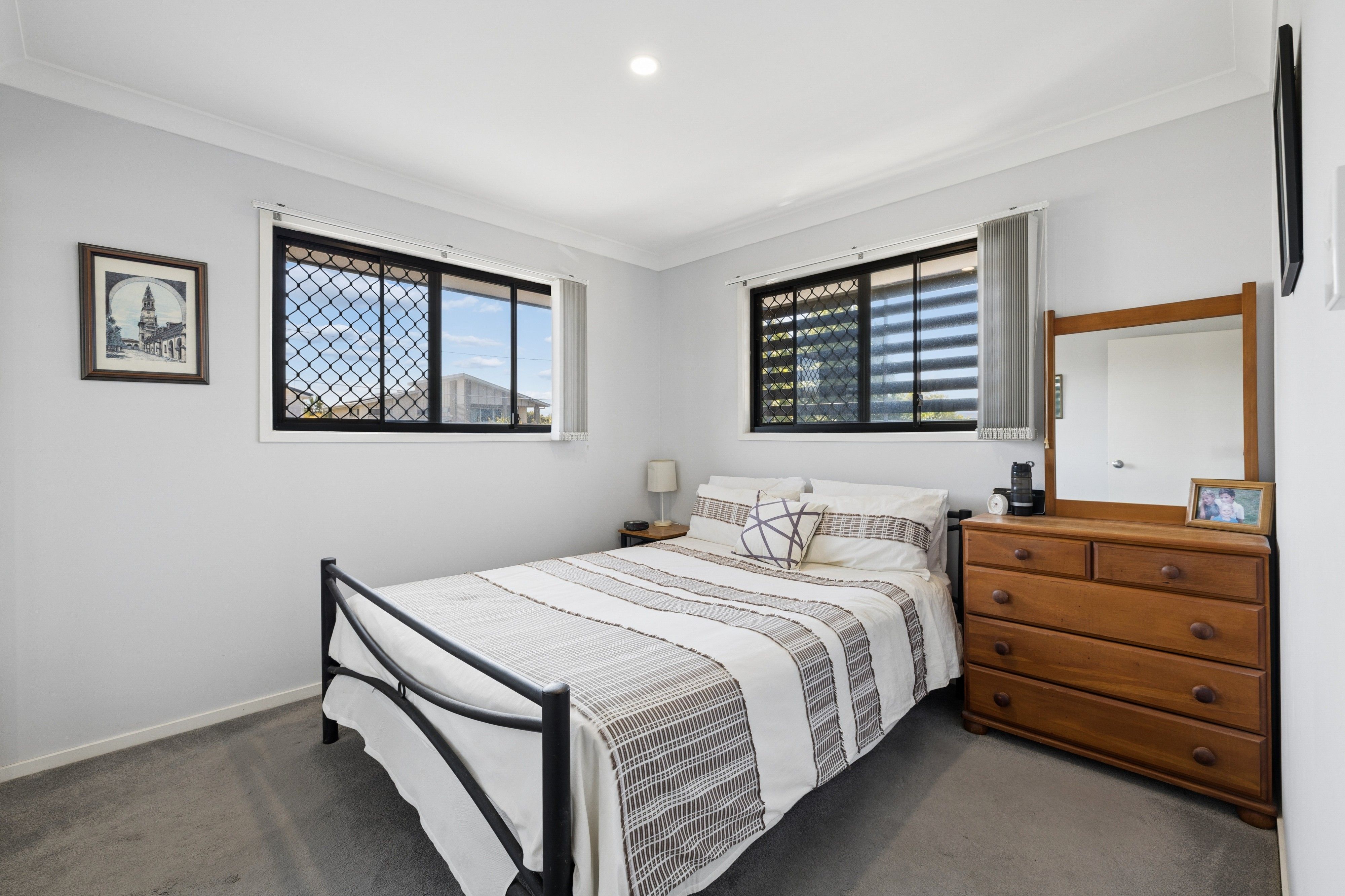 3/5-7 Bramble Street — photo 10 of 16
