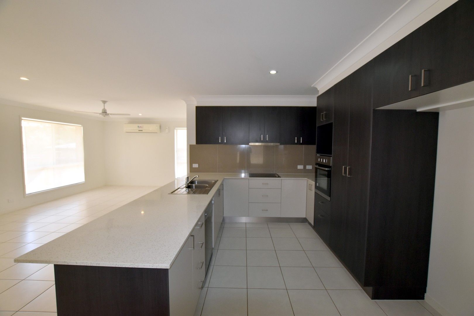 44 Koowin Drive, Kirkwood, QLD 4680