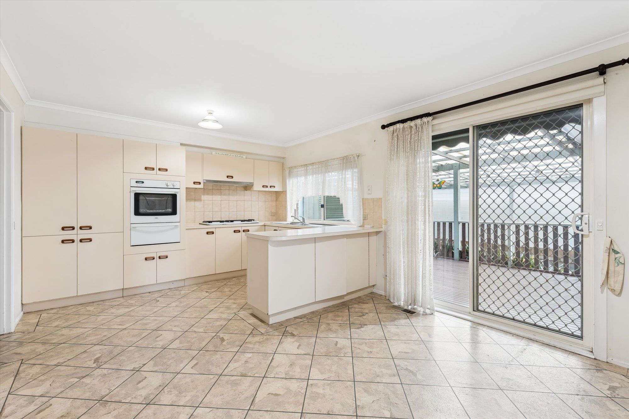 125 Murrindal Drive — photo 7 of 10