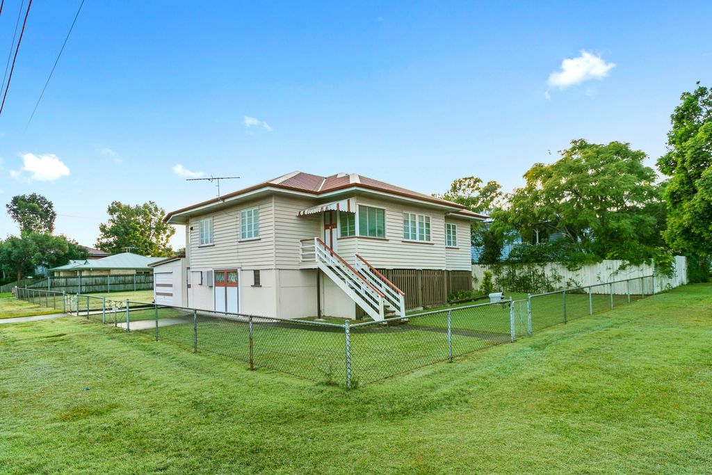 43 Rookwood Avenue, Coopers Plains, QLD 4108